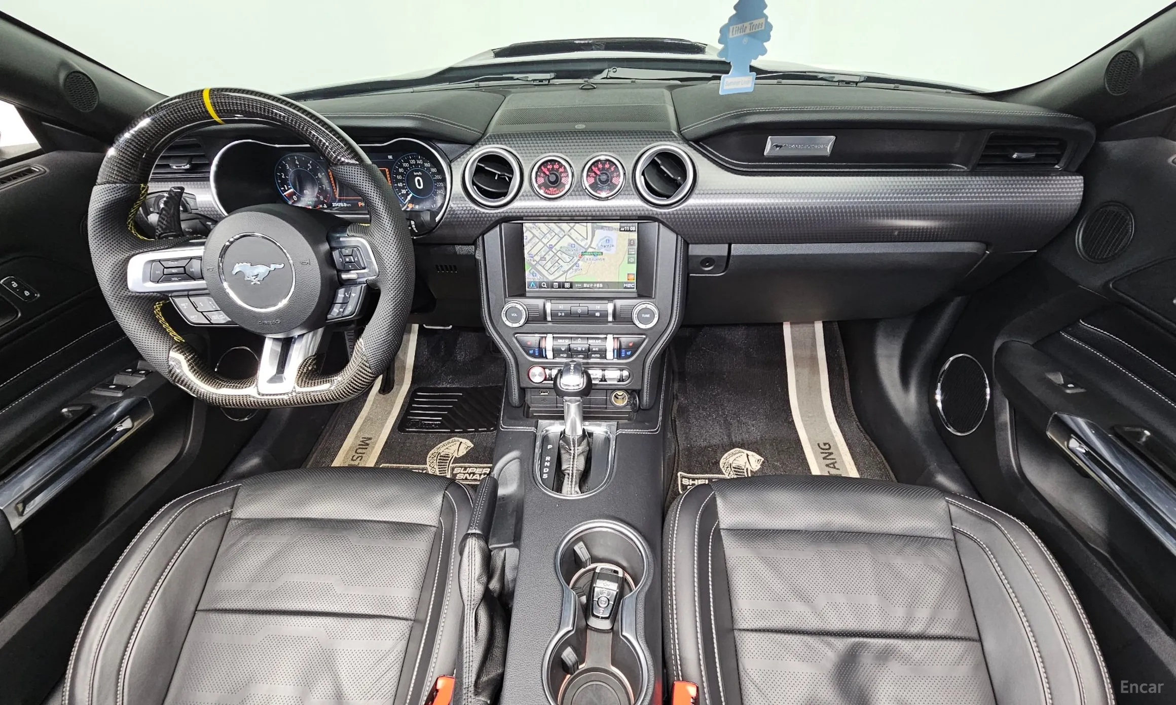 Ford Mustang превью 7