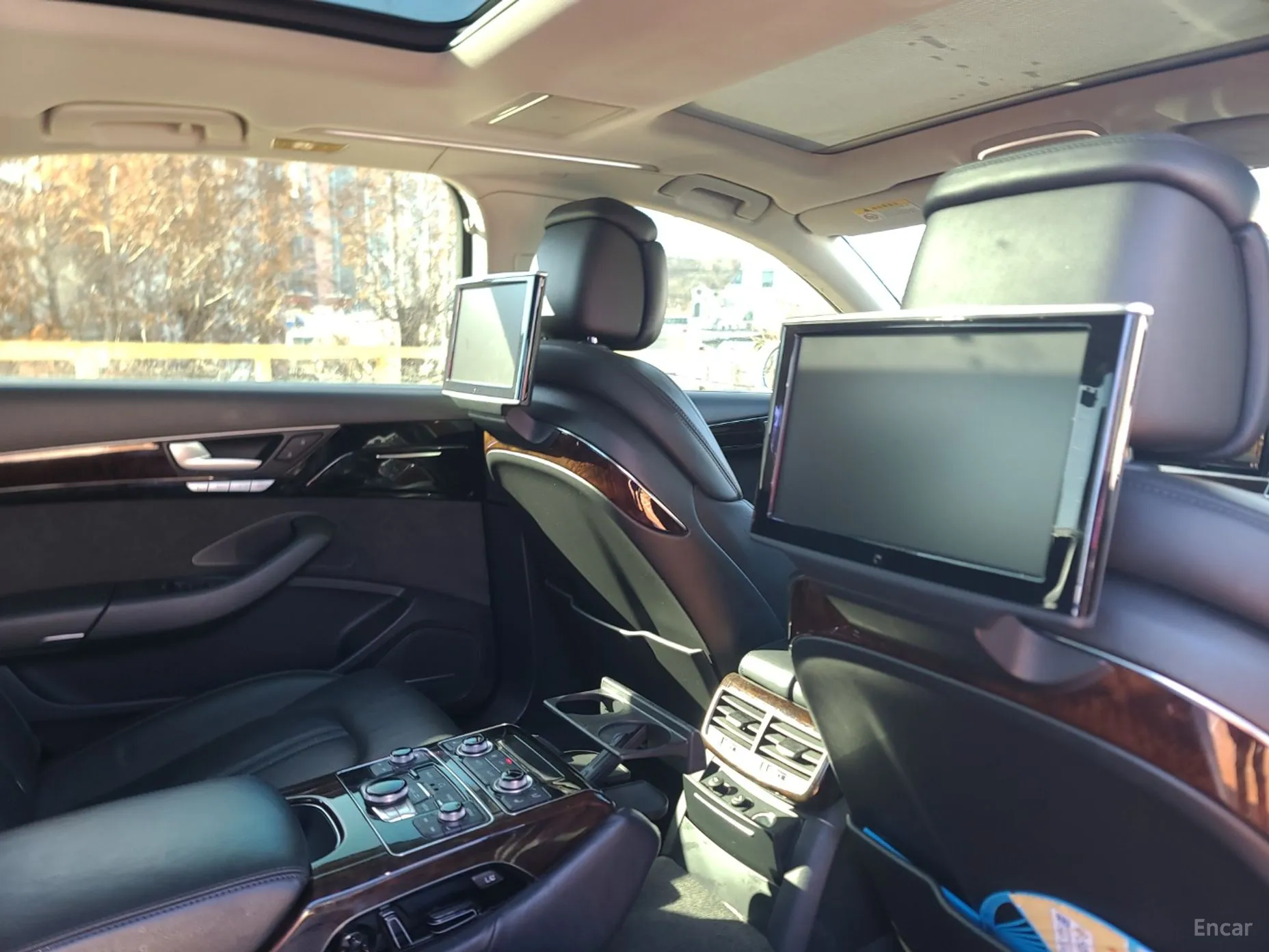 Audi New A8 превью 12
