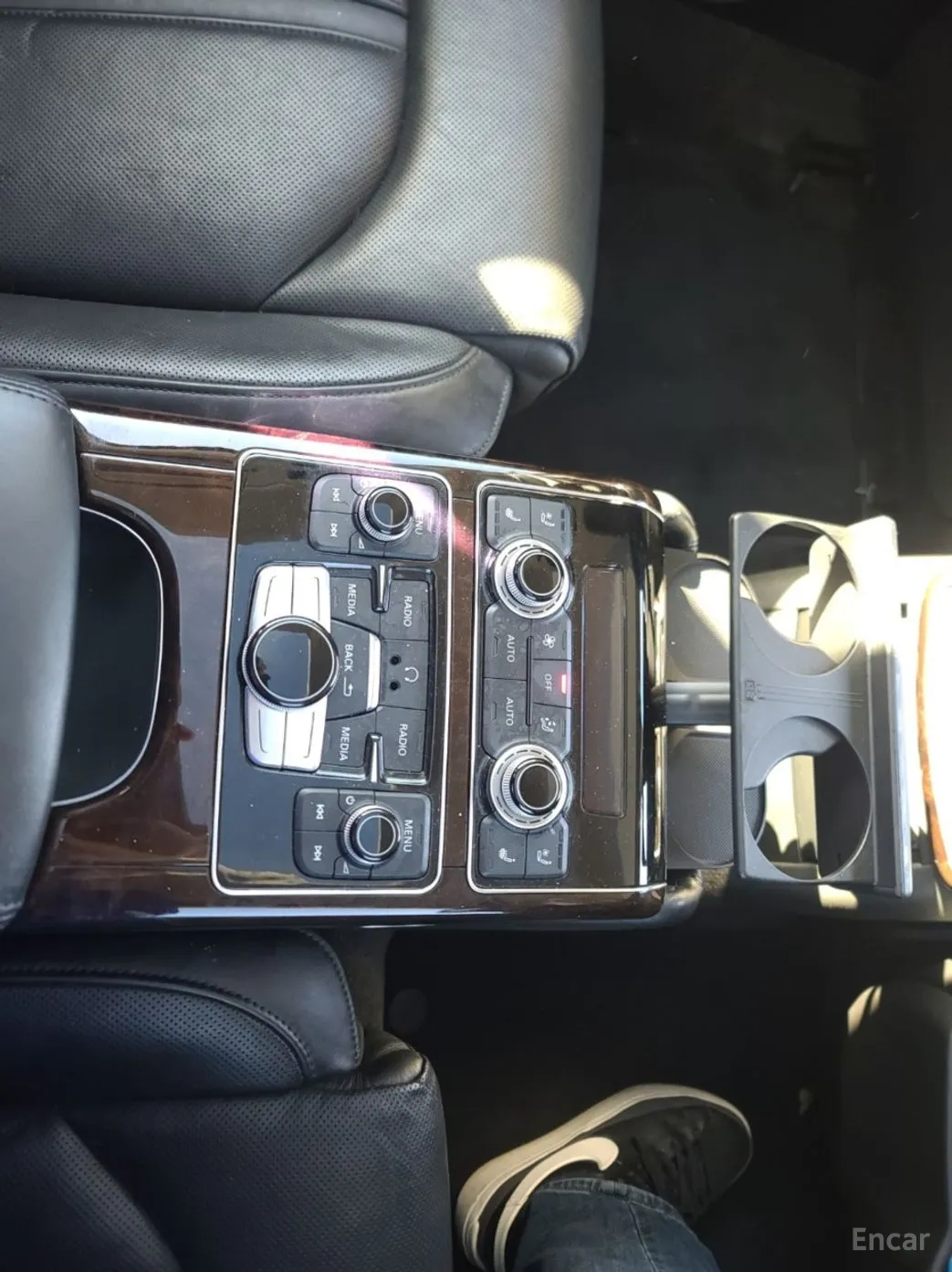 Audi New A8 превью 18