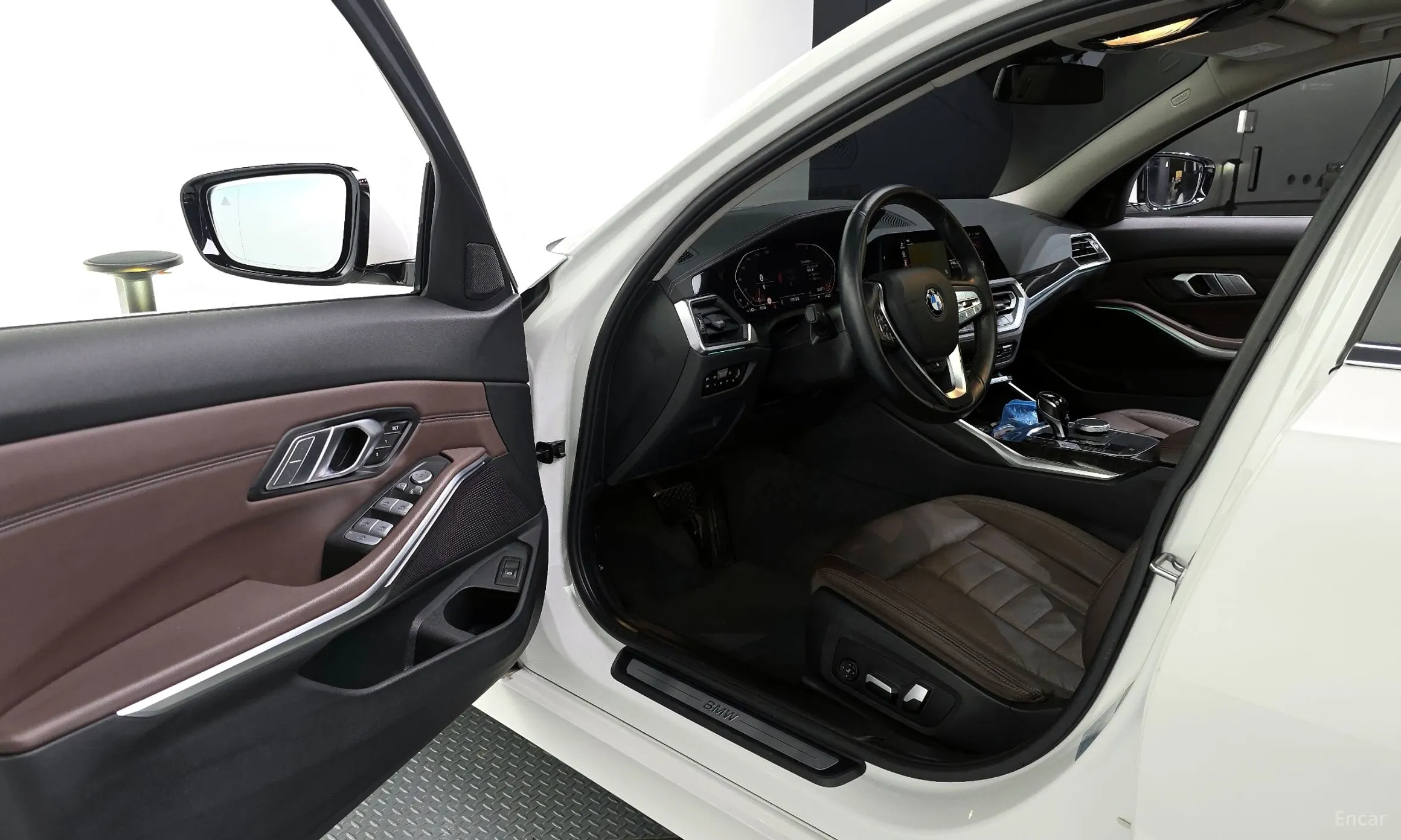 BMW 3 Series (G20) превью 10