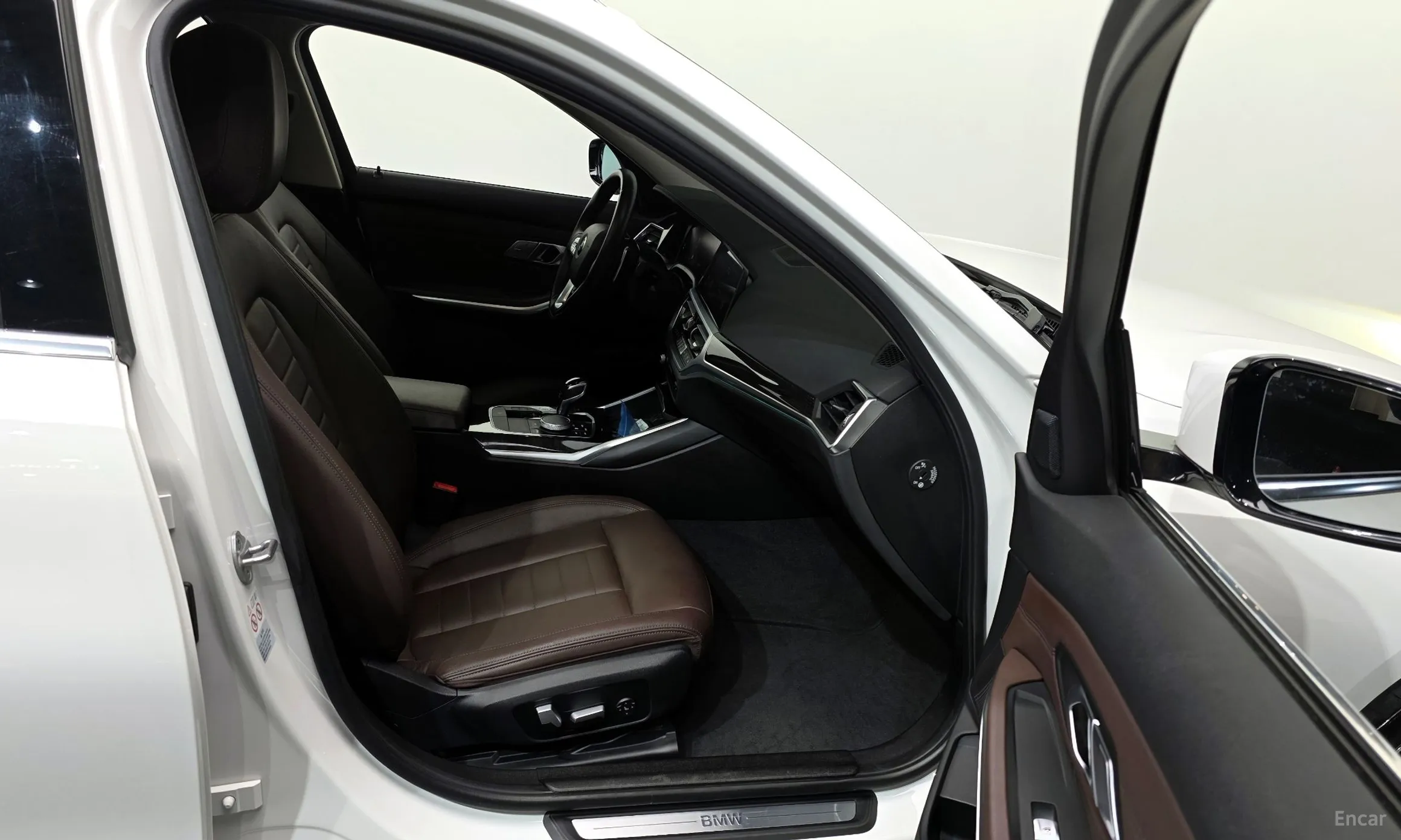 BMW 3 Series (G20) превью 11