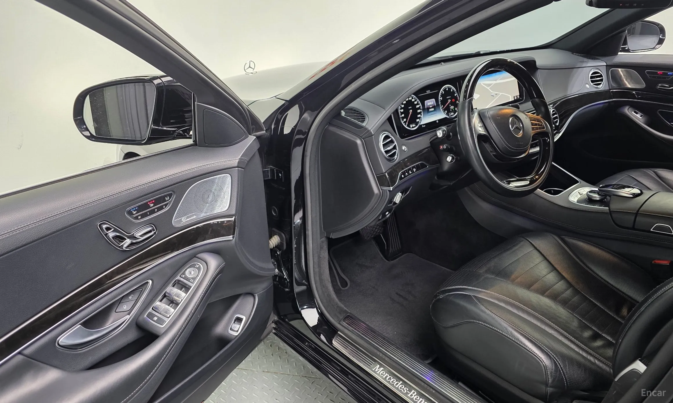 Mercedes Benz S-Class W222 превью 12