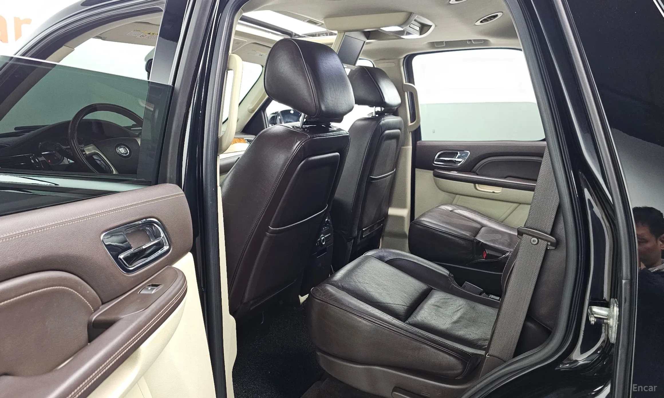 Cadillac Escalade превью 12