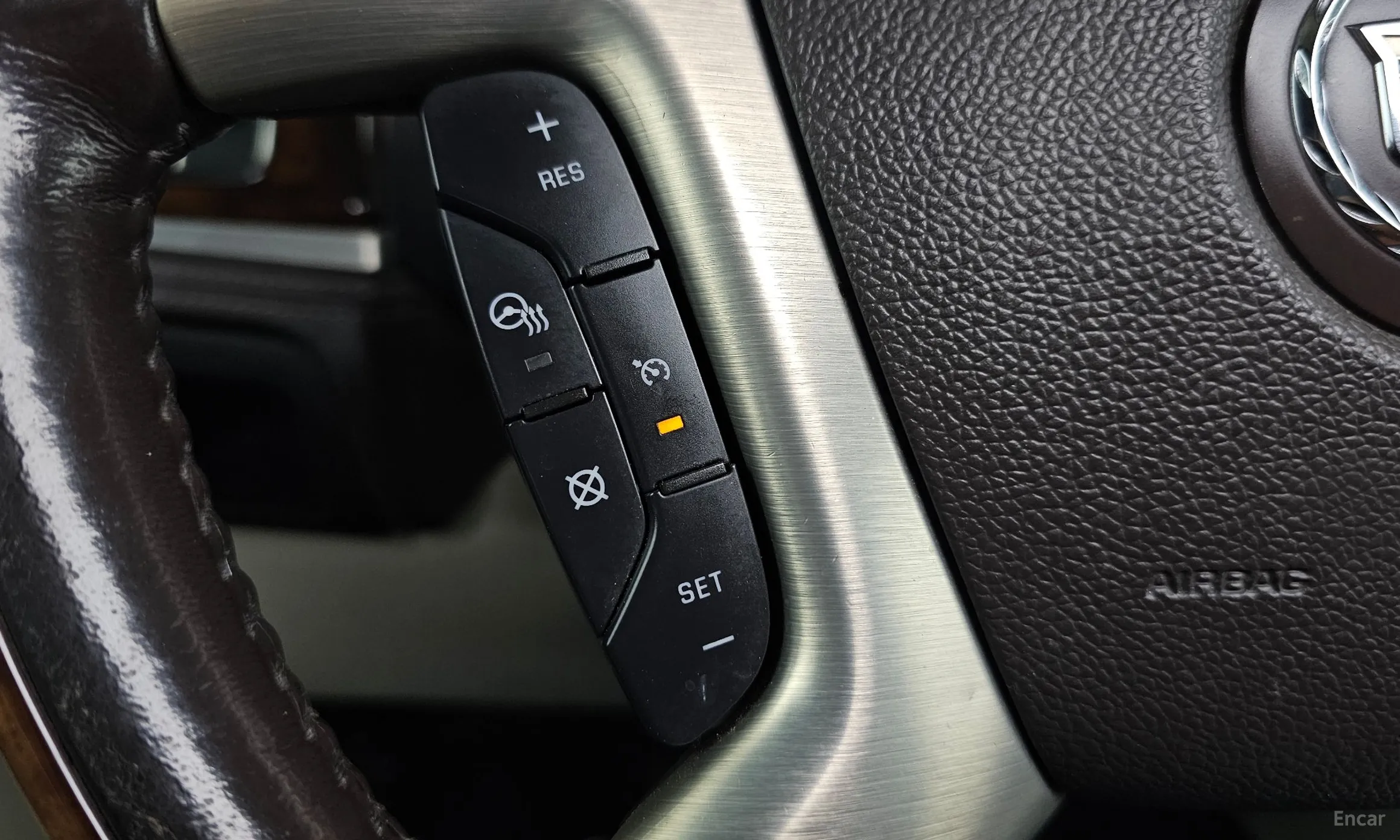 Cadillac Escalade превью 18