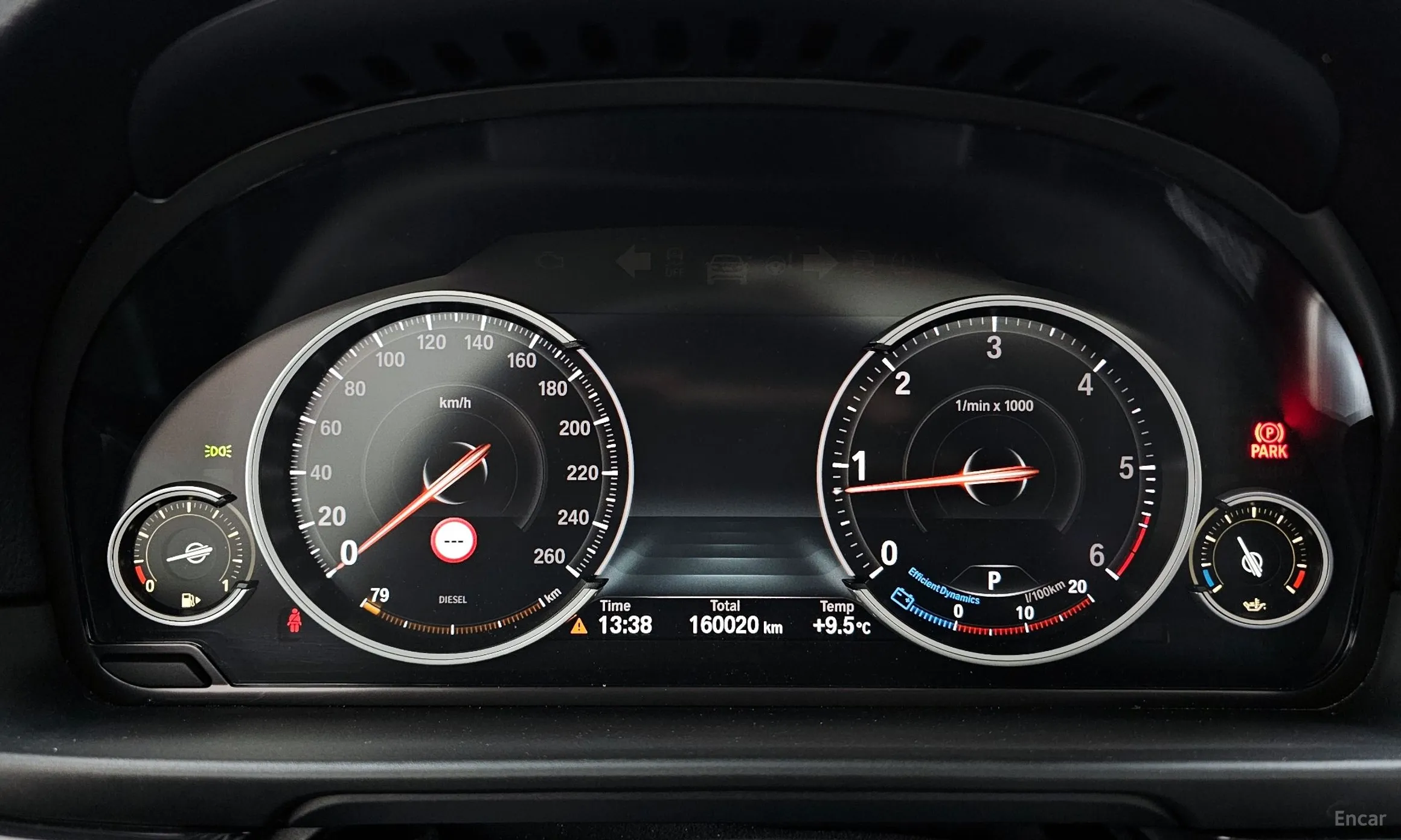 BMW 5 Series (F10) превью 8