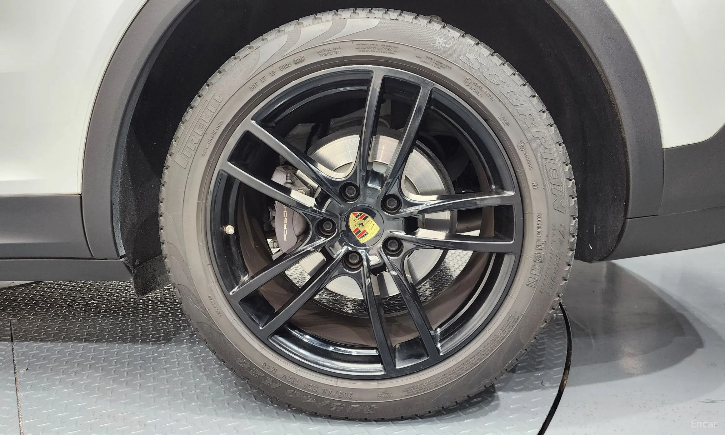 Porsche Cayenne (PO536) превью 5