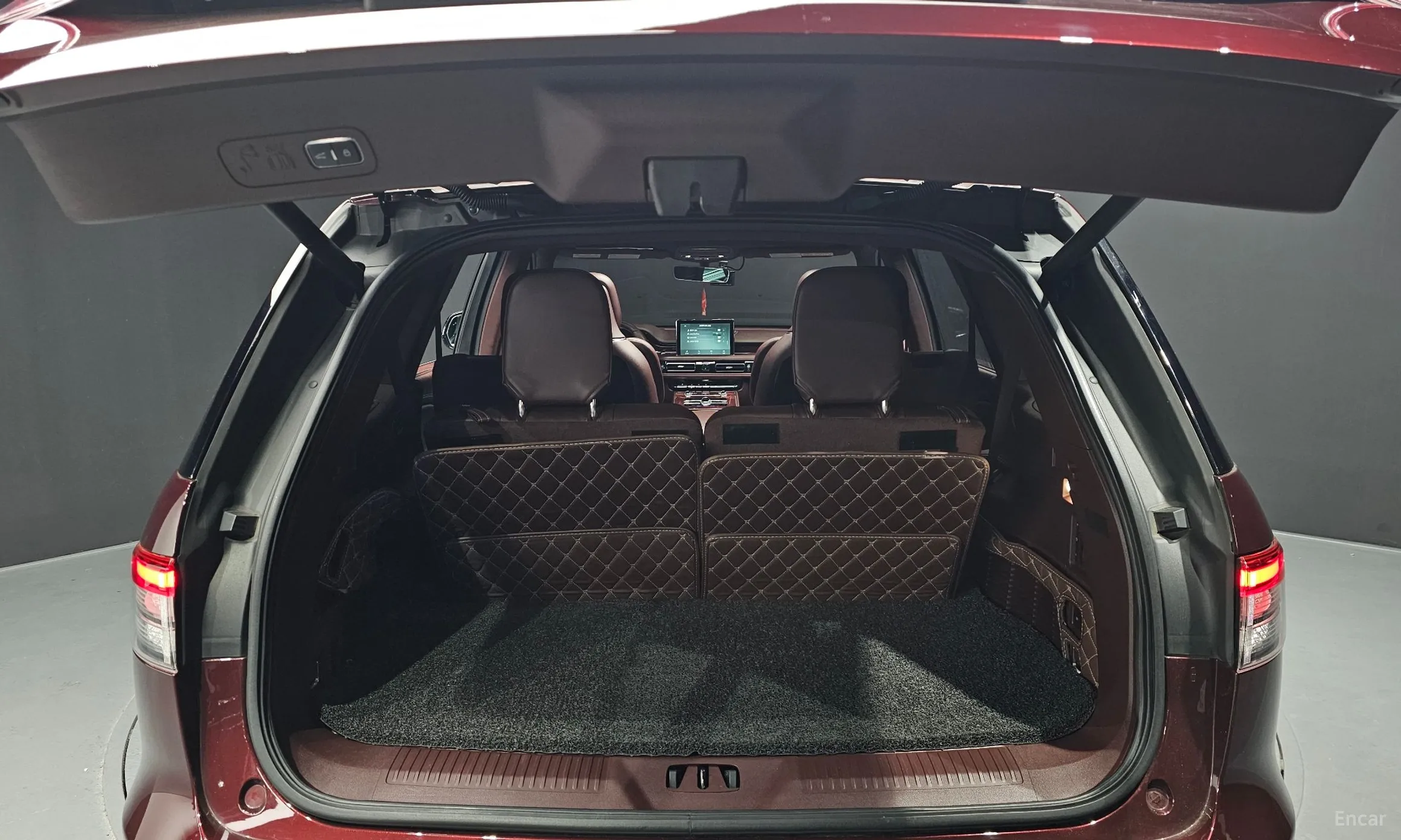 Lincoln Aviator 2nd Generation превью 20