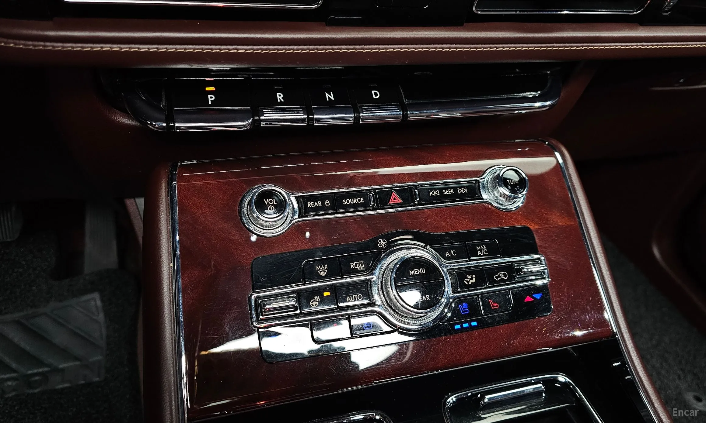 Lincoln Aviator 2nd Generation превью 9