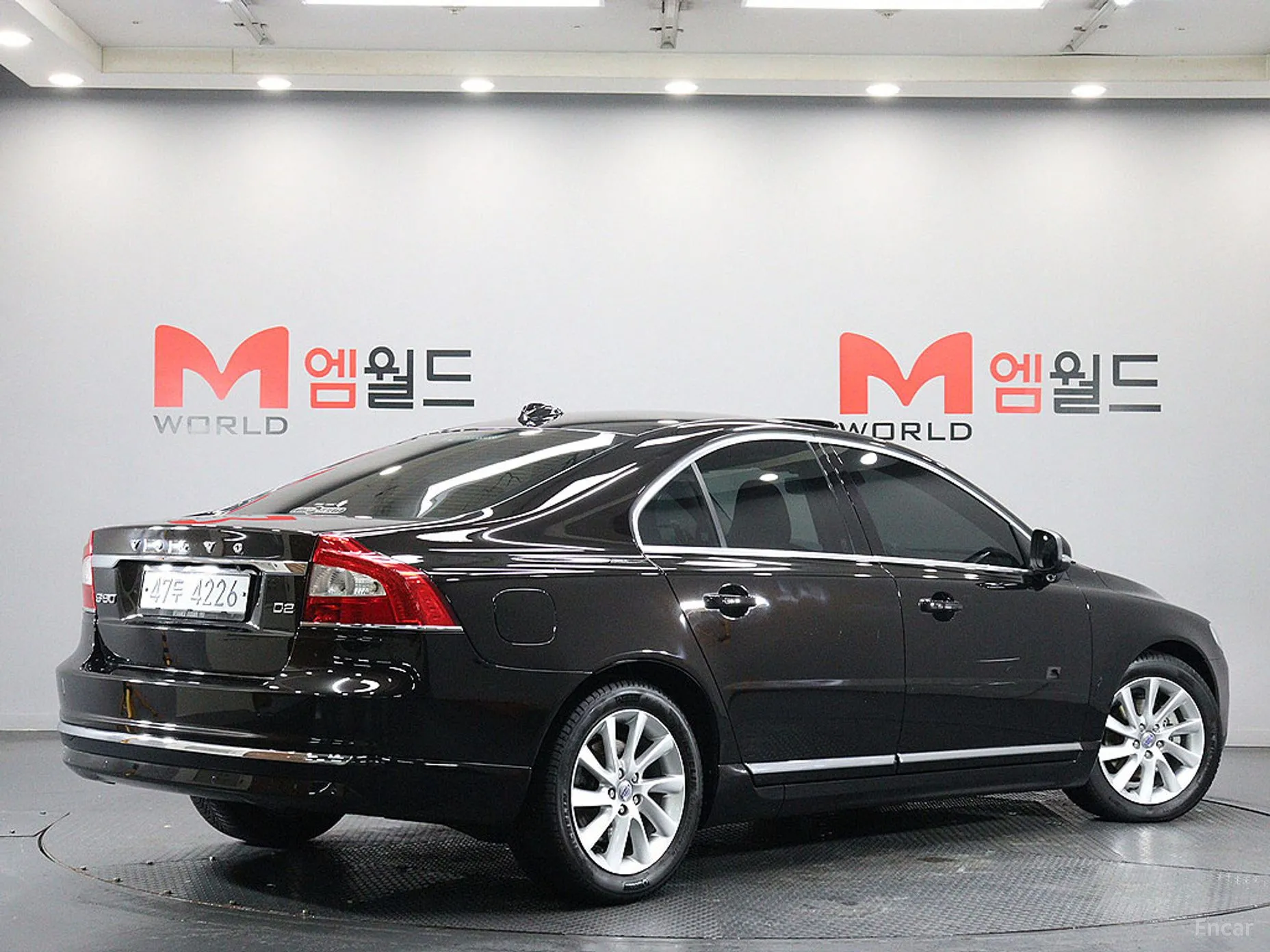 Volvo S80 превью 4