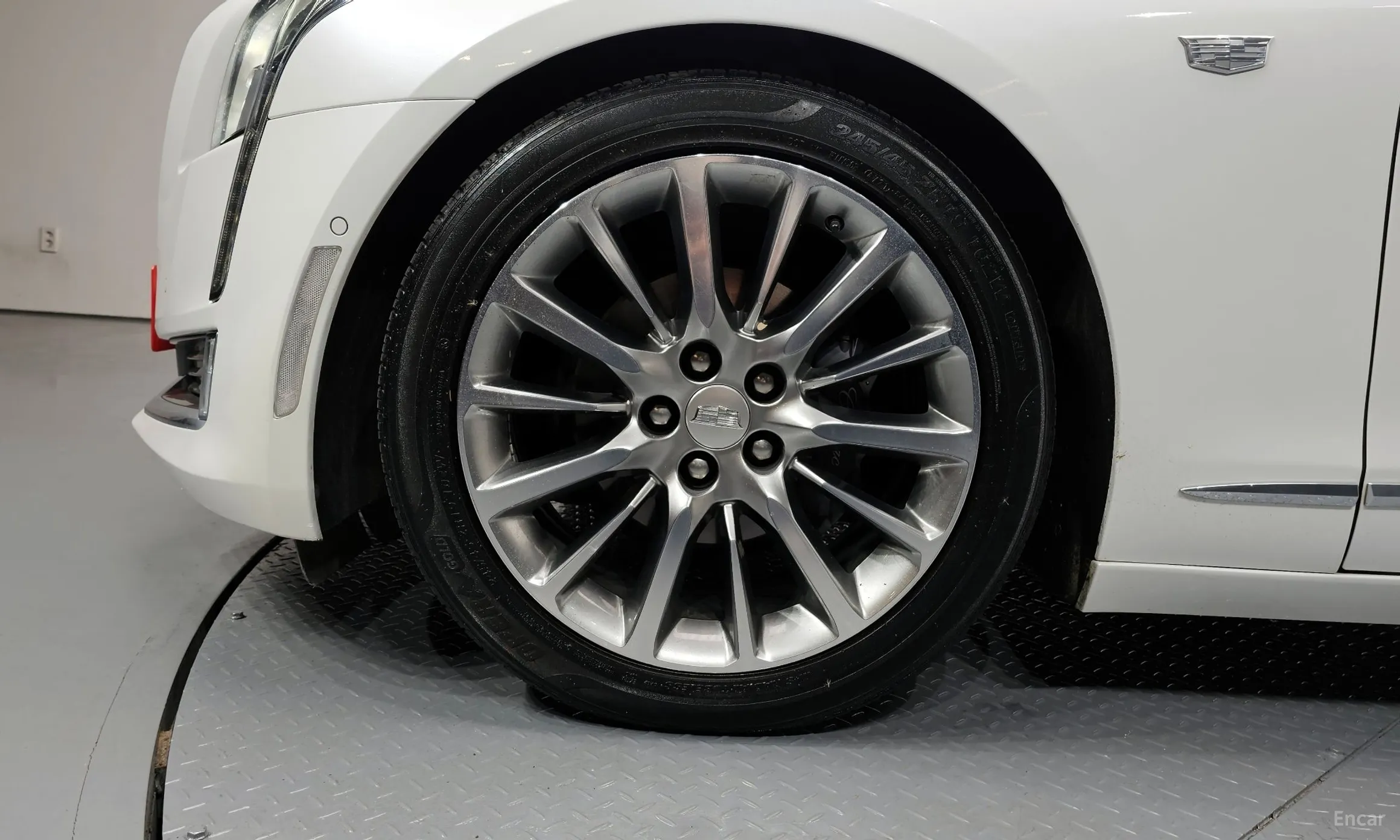 Cadillac CT6 превью 5
