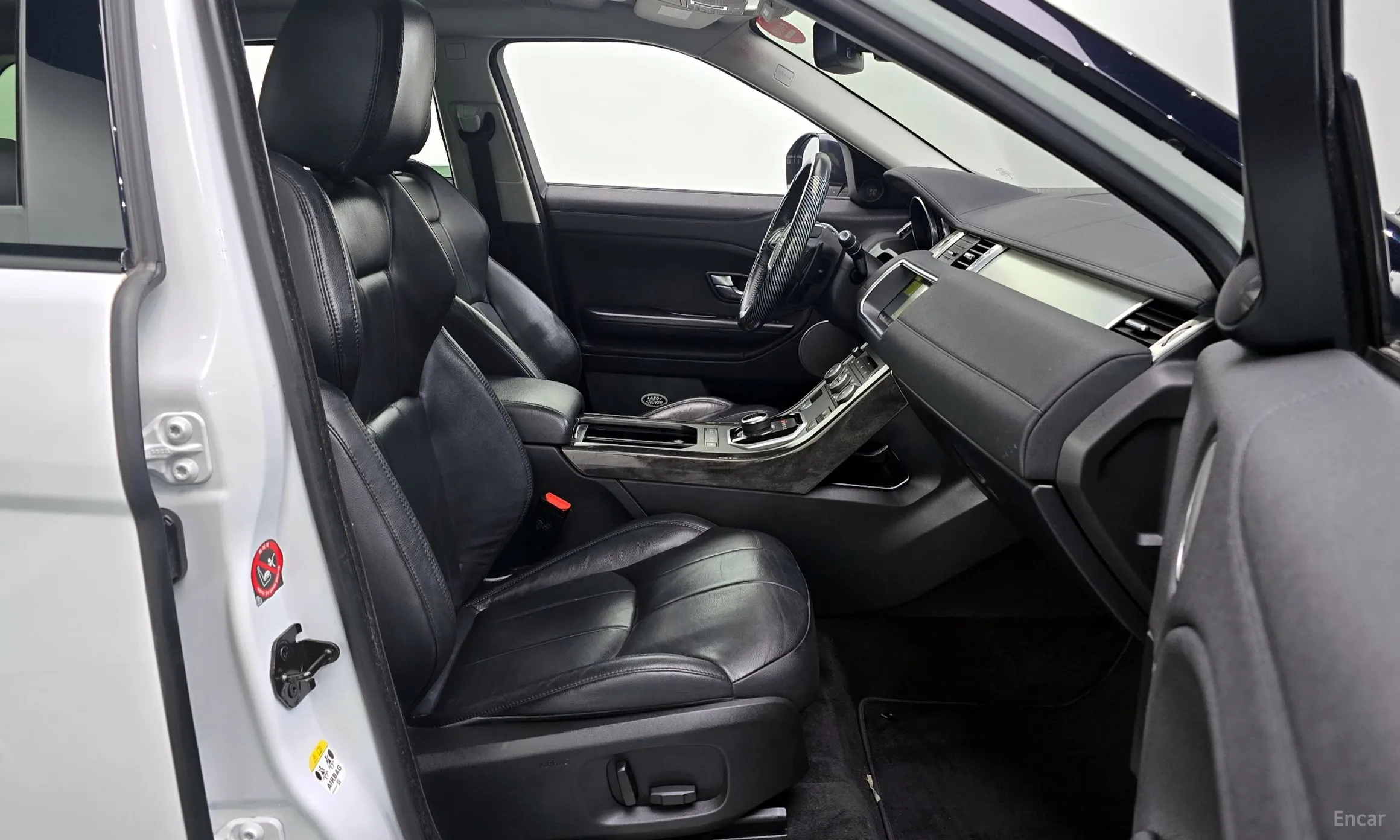 Land Rover Range Rover Evoque превью 10