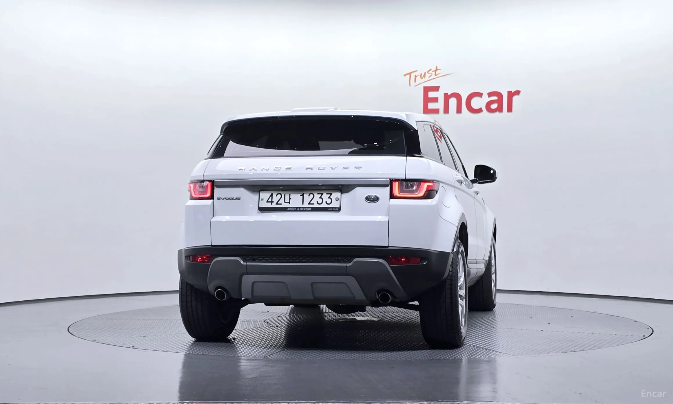 Land Rover Range Rover Evoque превью 4