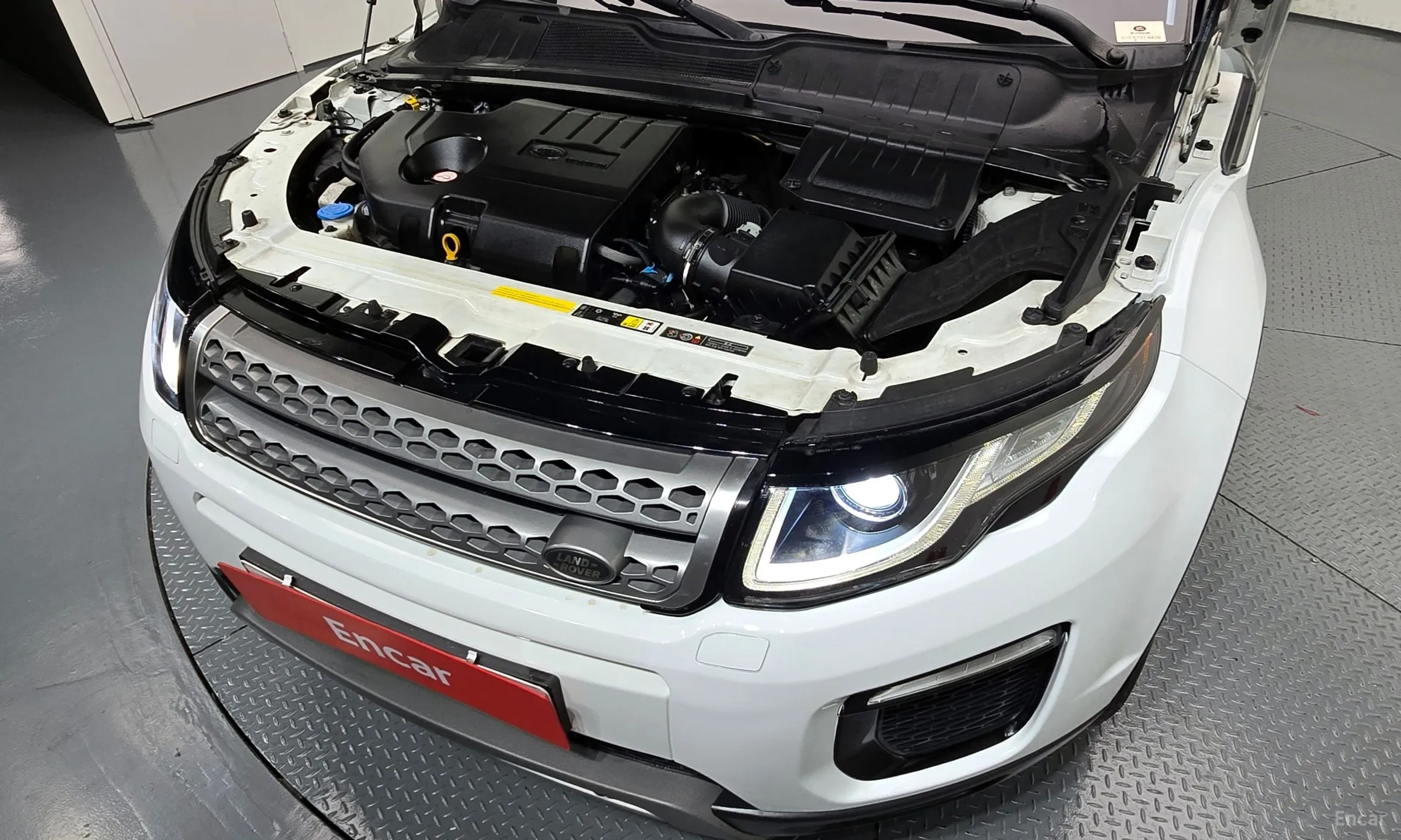 Land Rover Range Rover Evoque превью 6