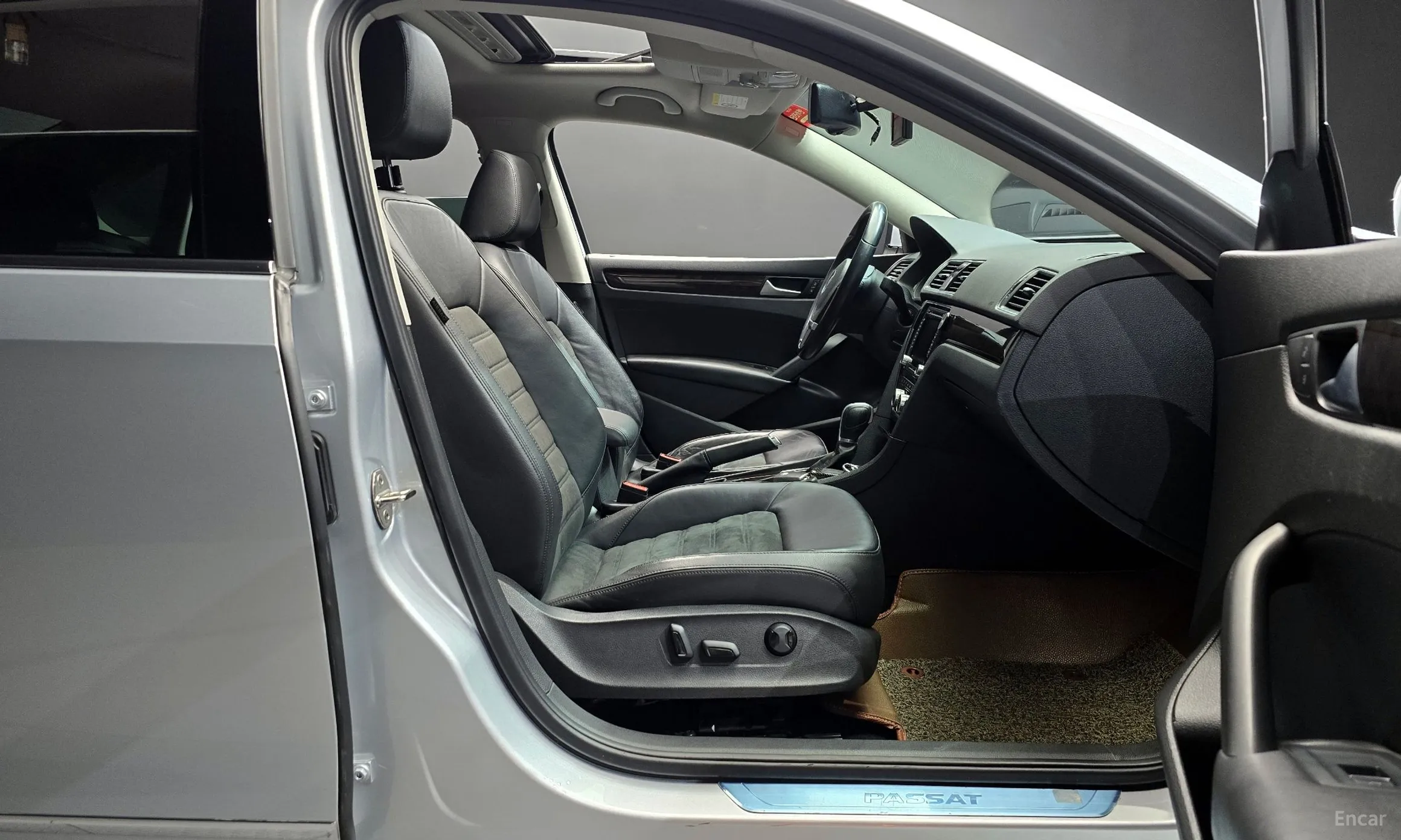 Volkswagen The New Passat превью 10