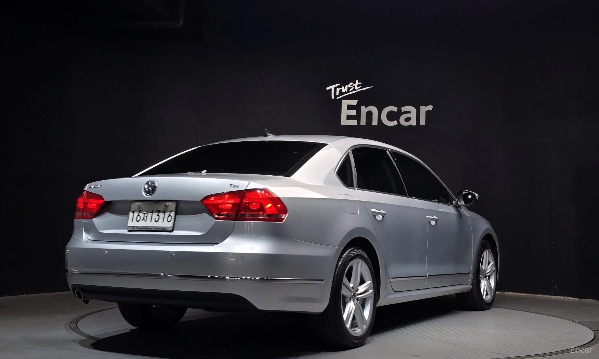 Volkswagen The New Passat превью 2