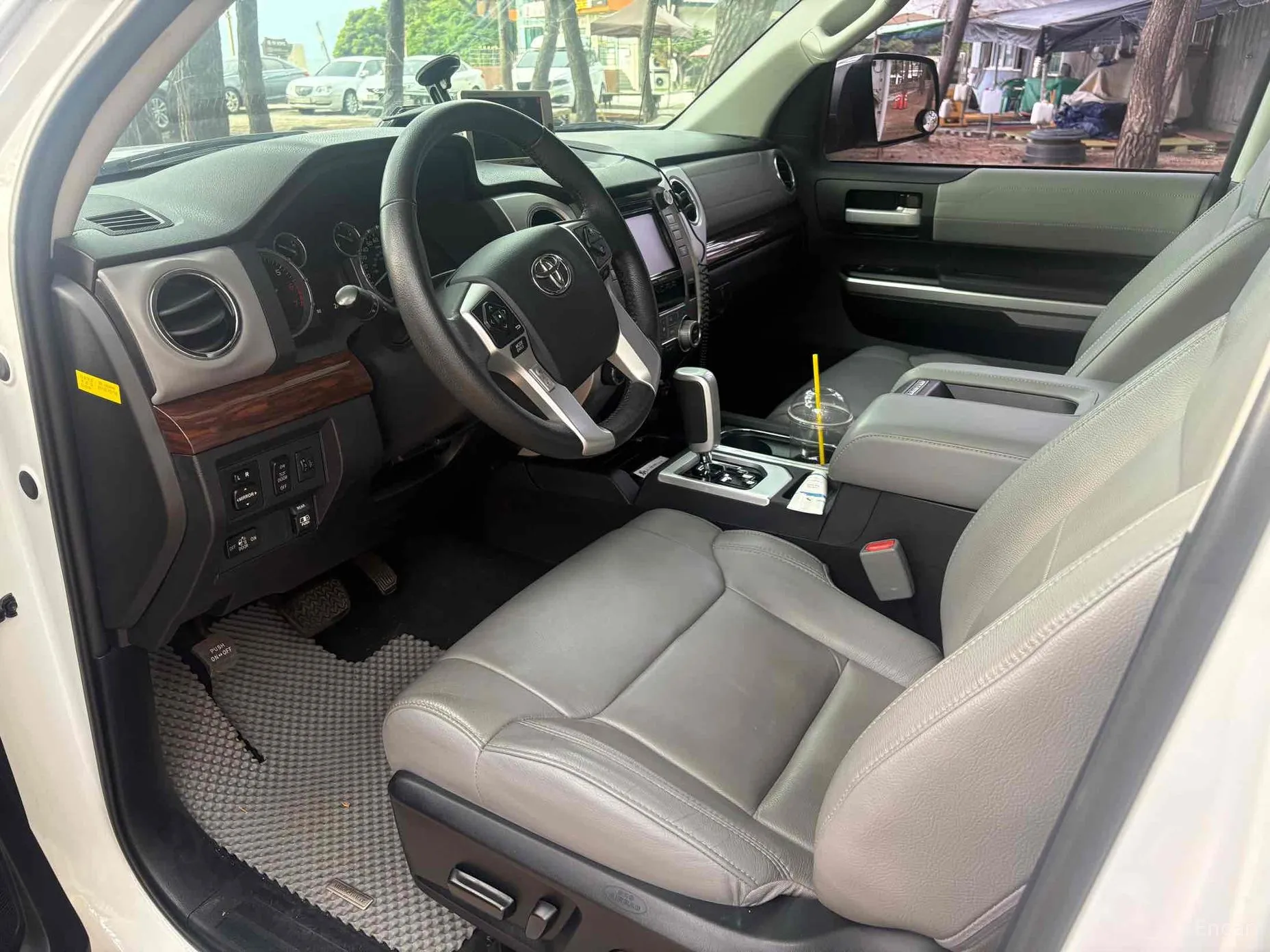 Toyota tundra превью 8