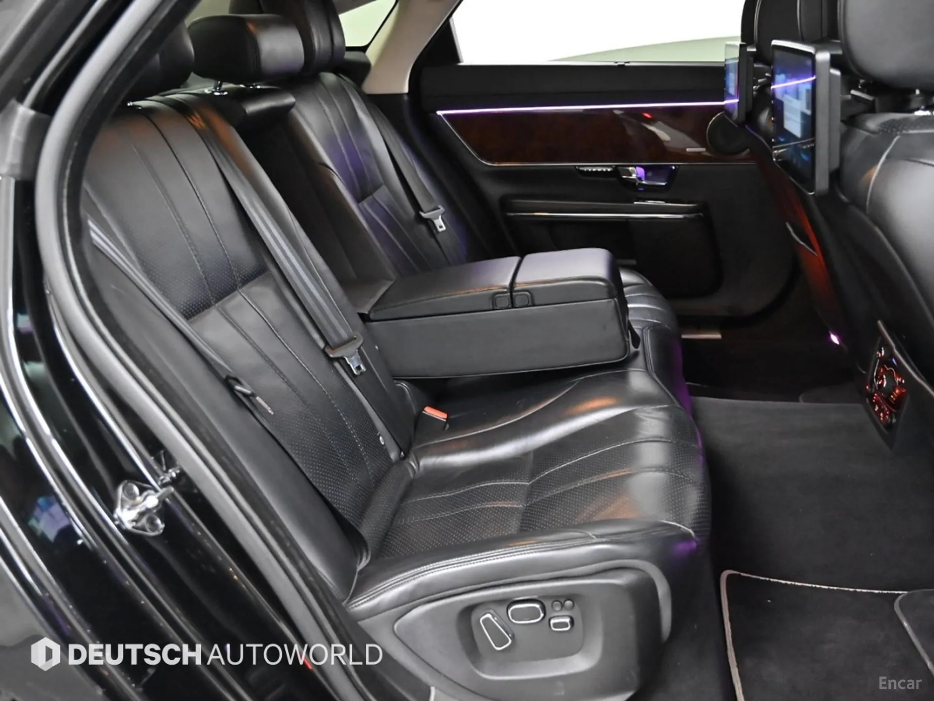 Jaguar All New XJ превью 12