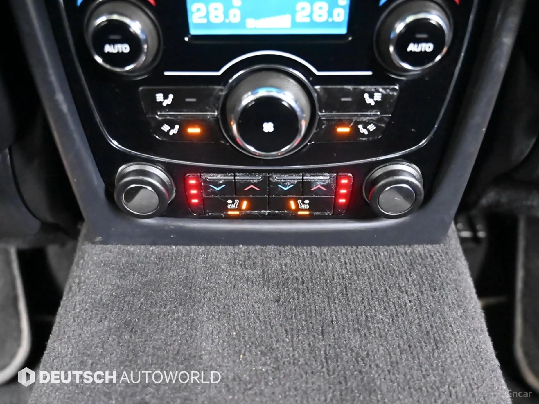Jaguar All New XJ превью 16