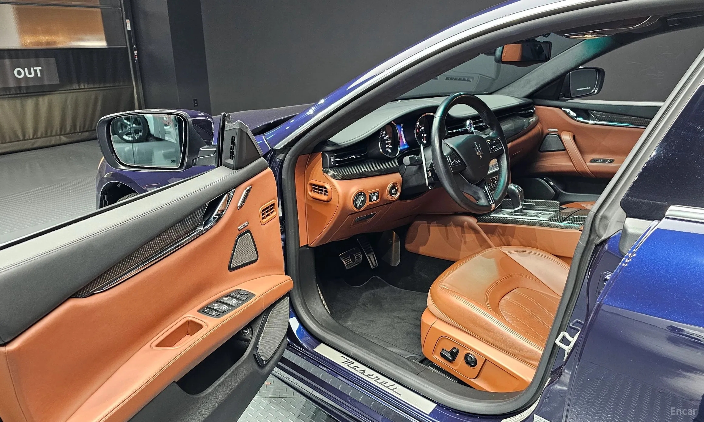 Maserati Quattroporte превью 11