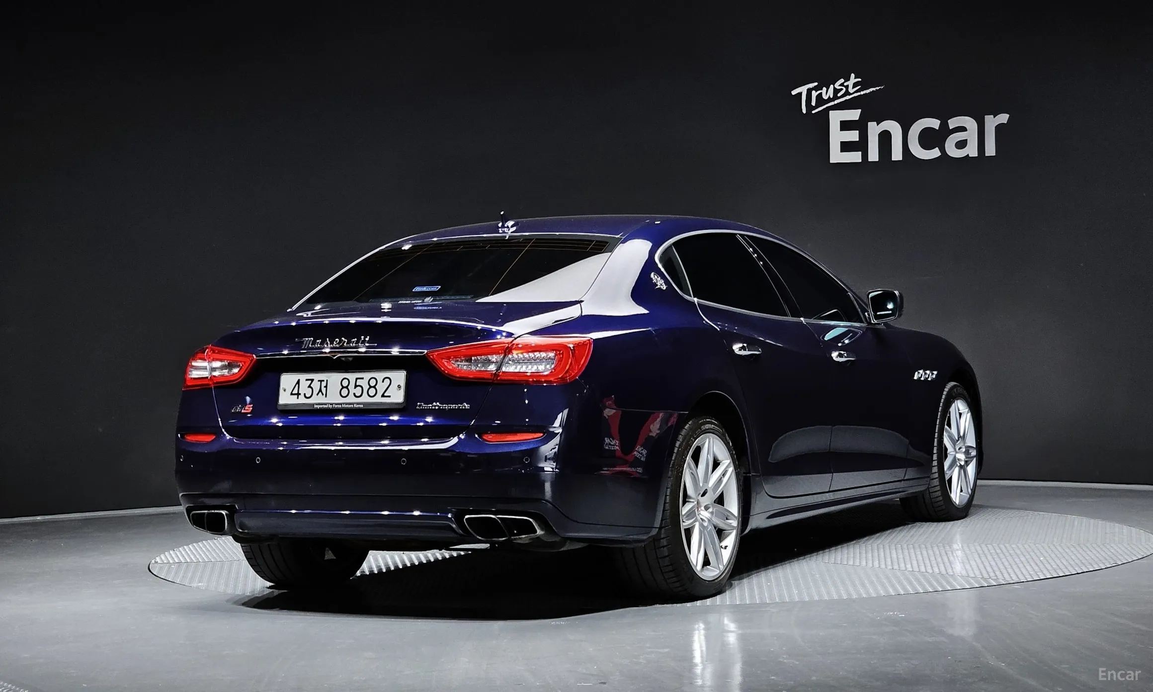 Maserati Quattroporte