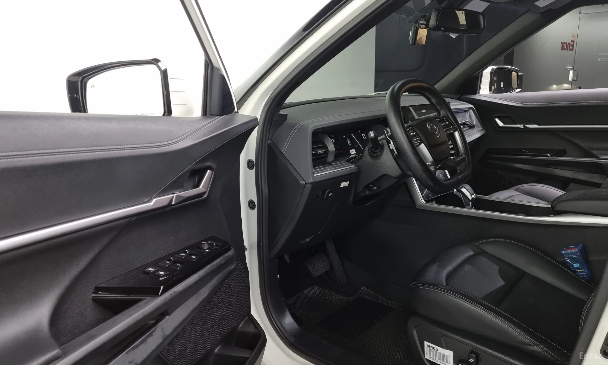 KG Mobility (SsangYong) Torres превью 10