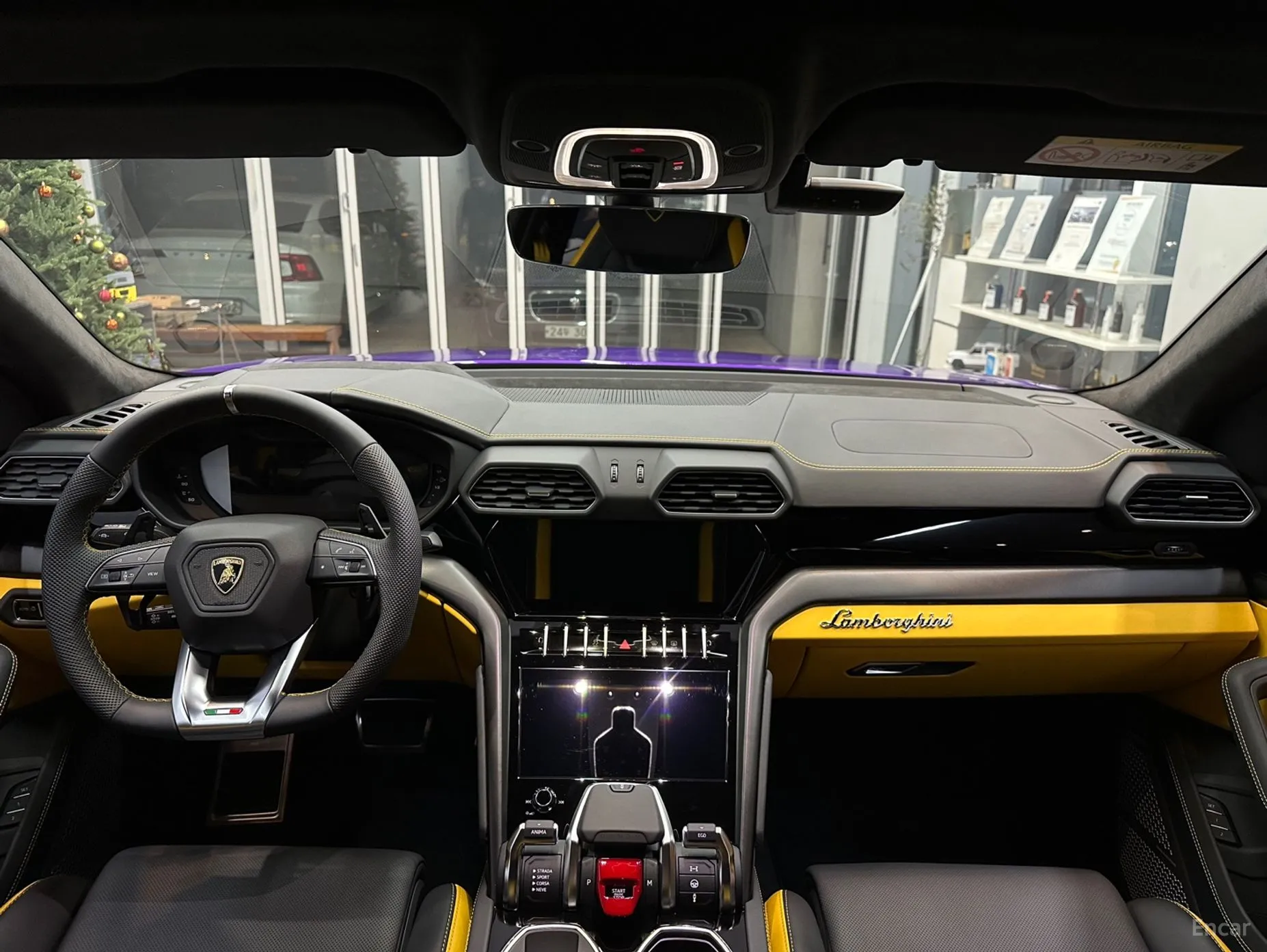 Lamborghini Urus превью 10