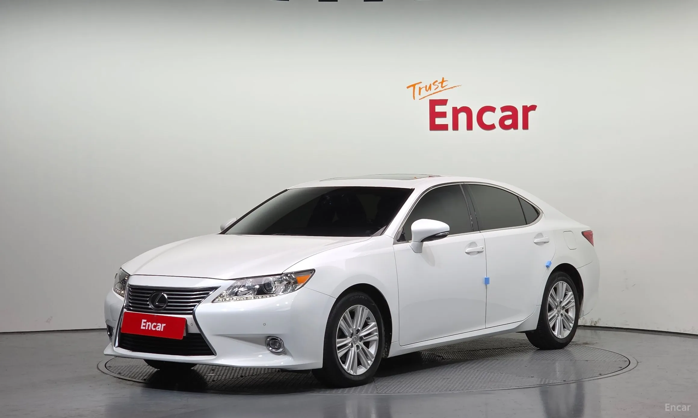 Lexus New ES350