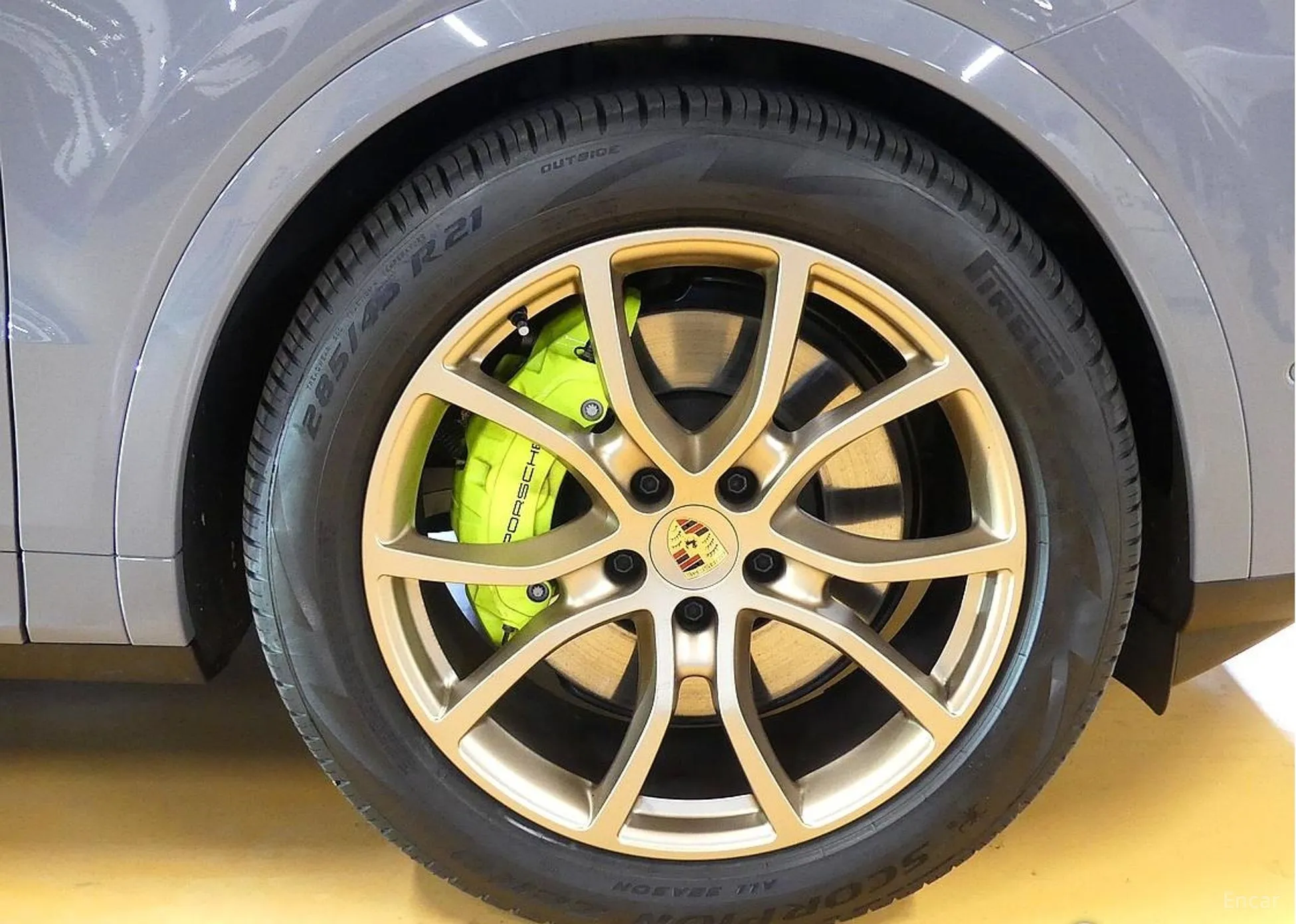 Porsche Cayenne (PO536) превью 5