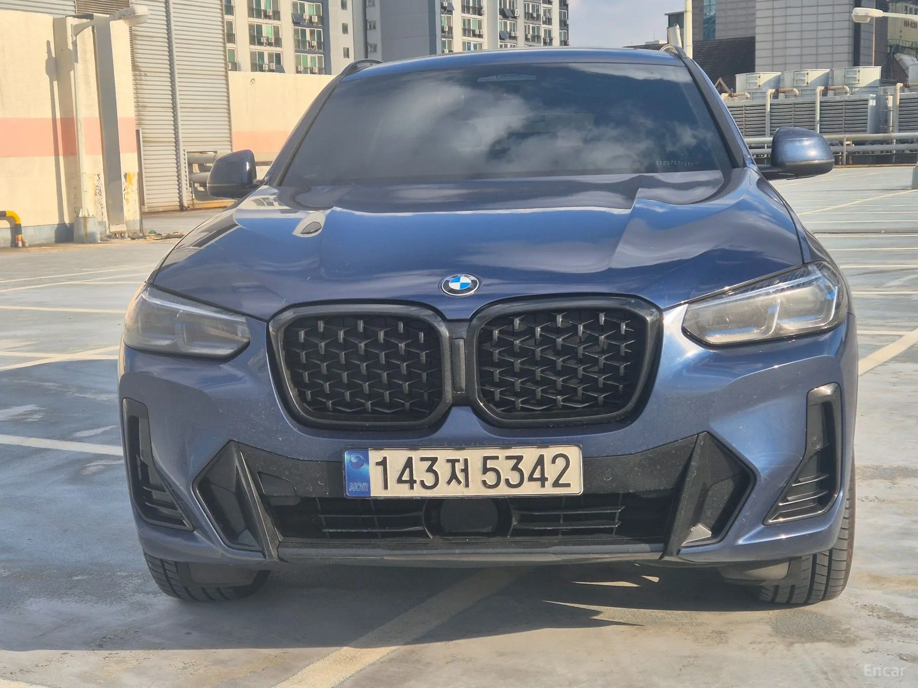X4 (G02)