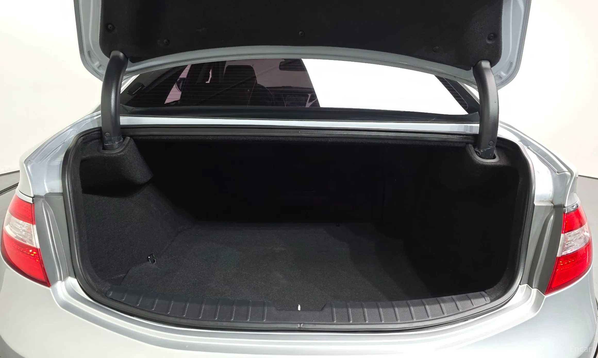 Hyundai Grandeur HG превью 20