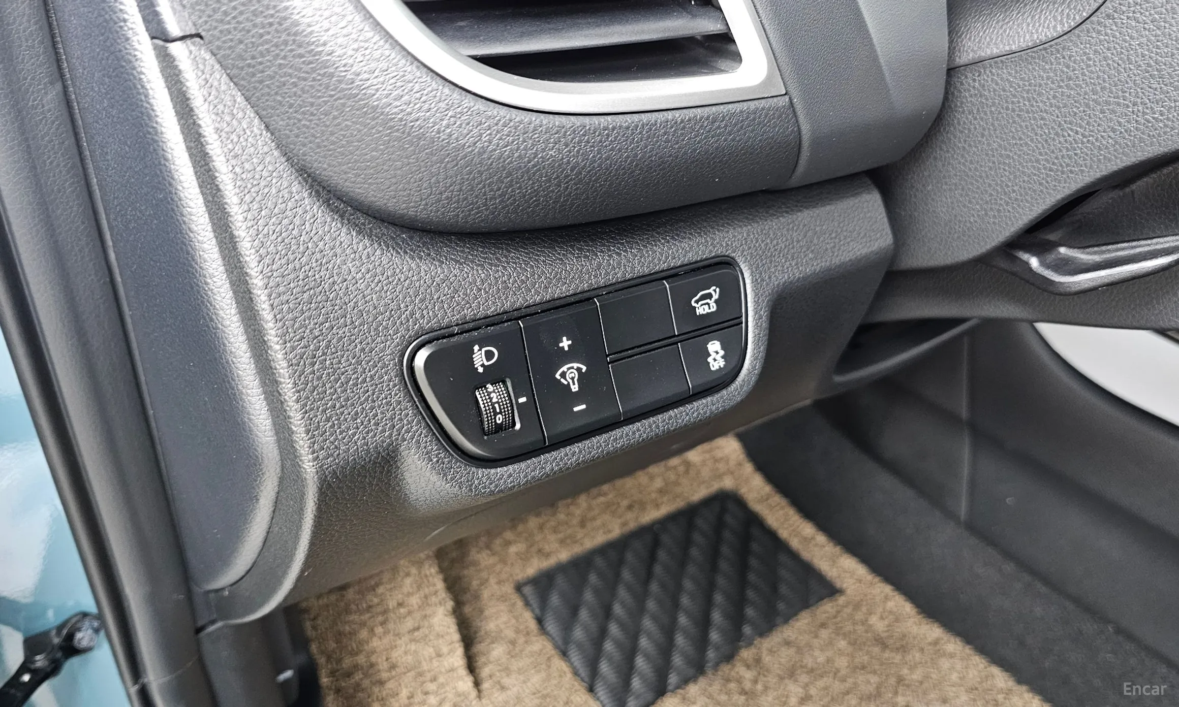 Kia Seltos превью 14