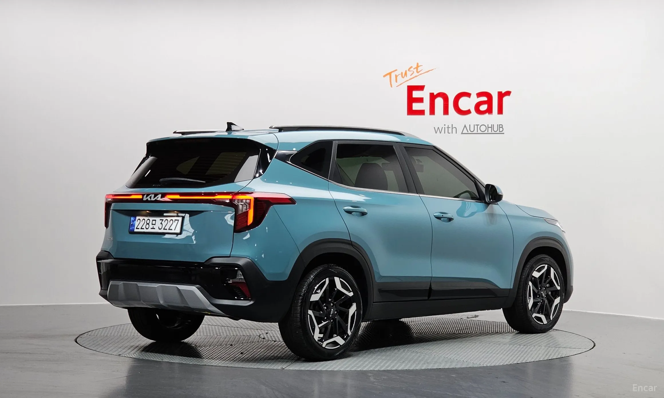 Kia Seltos превью 2