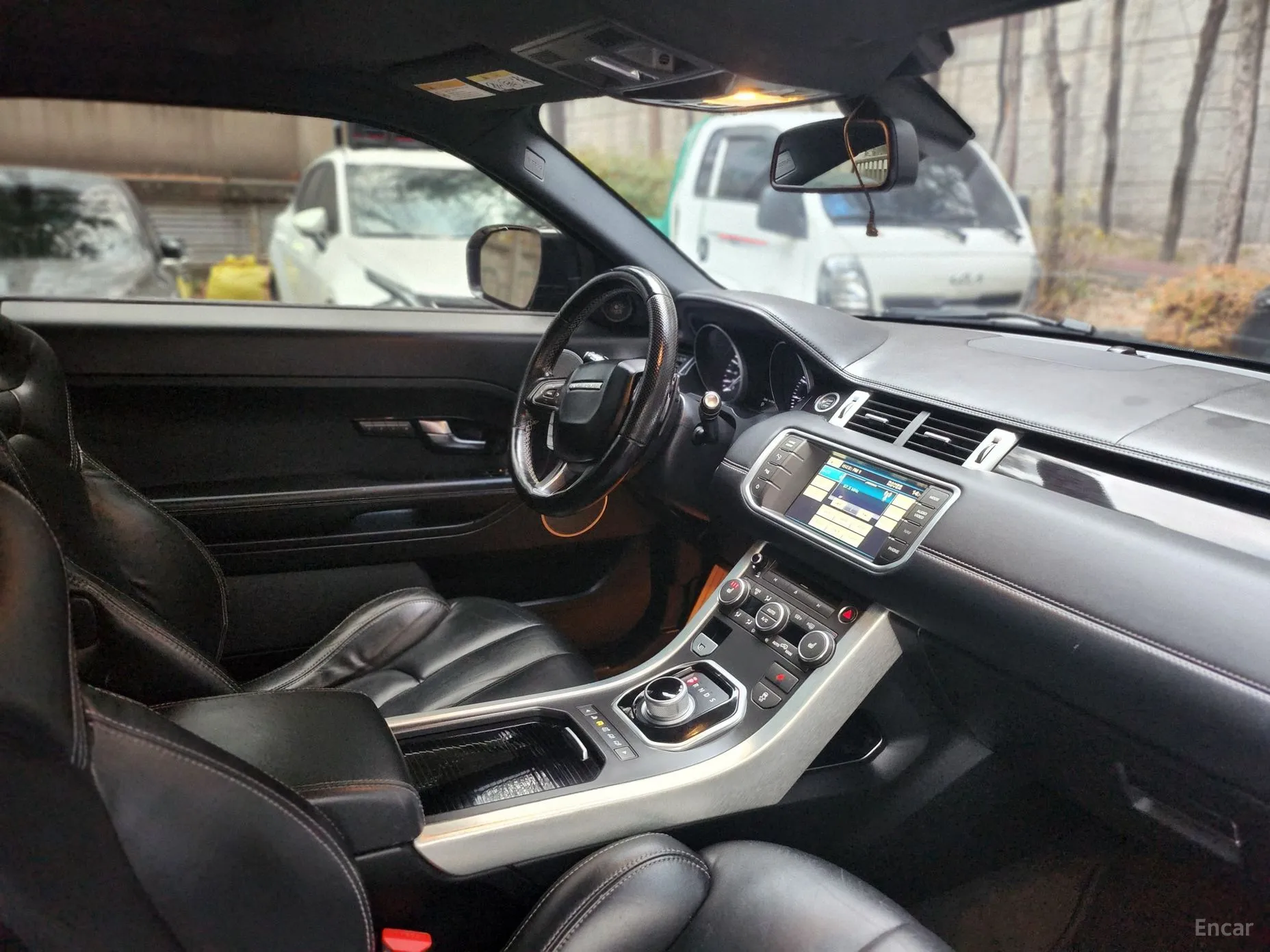 Land Rover Range Rover Evoque превью 9