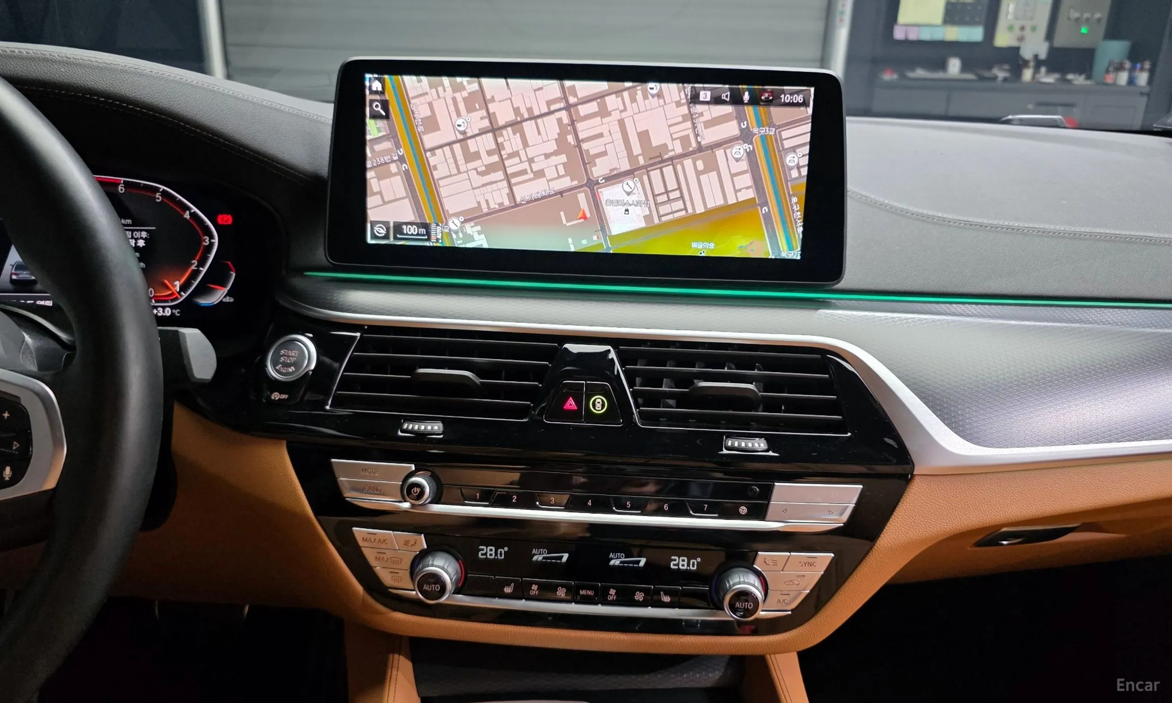 BMW 5 Series (G30) превью 17