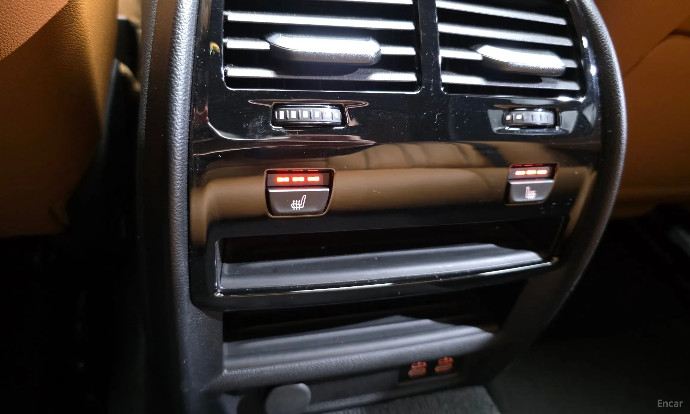 BMW 5 Series (G30) превью 18