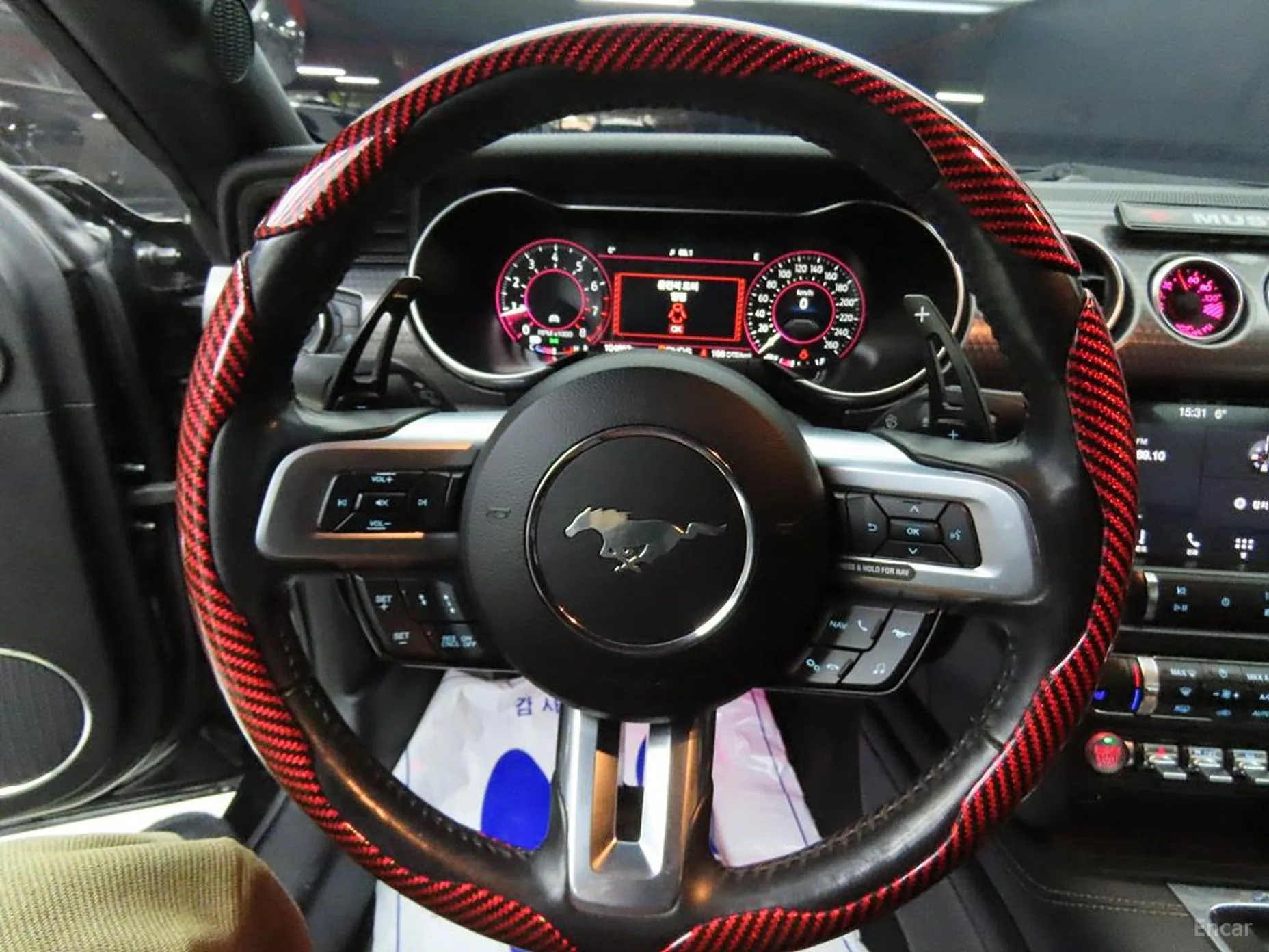 Ford Mustang превью 7