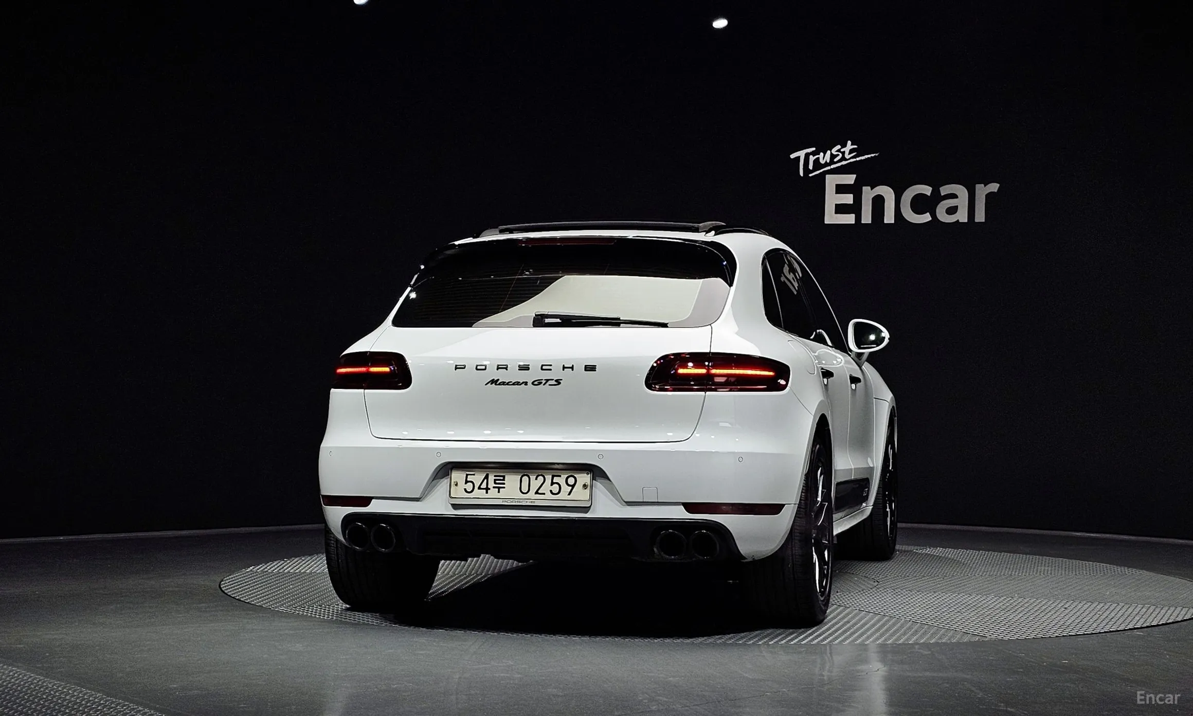 Porsche Macan превью 4