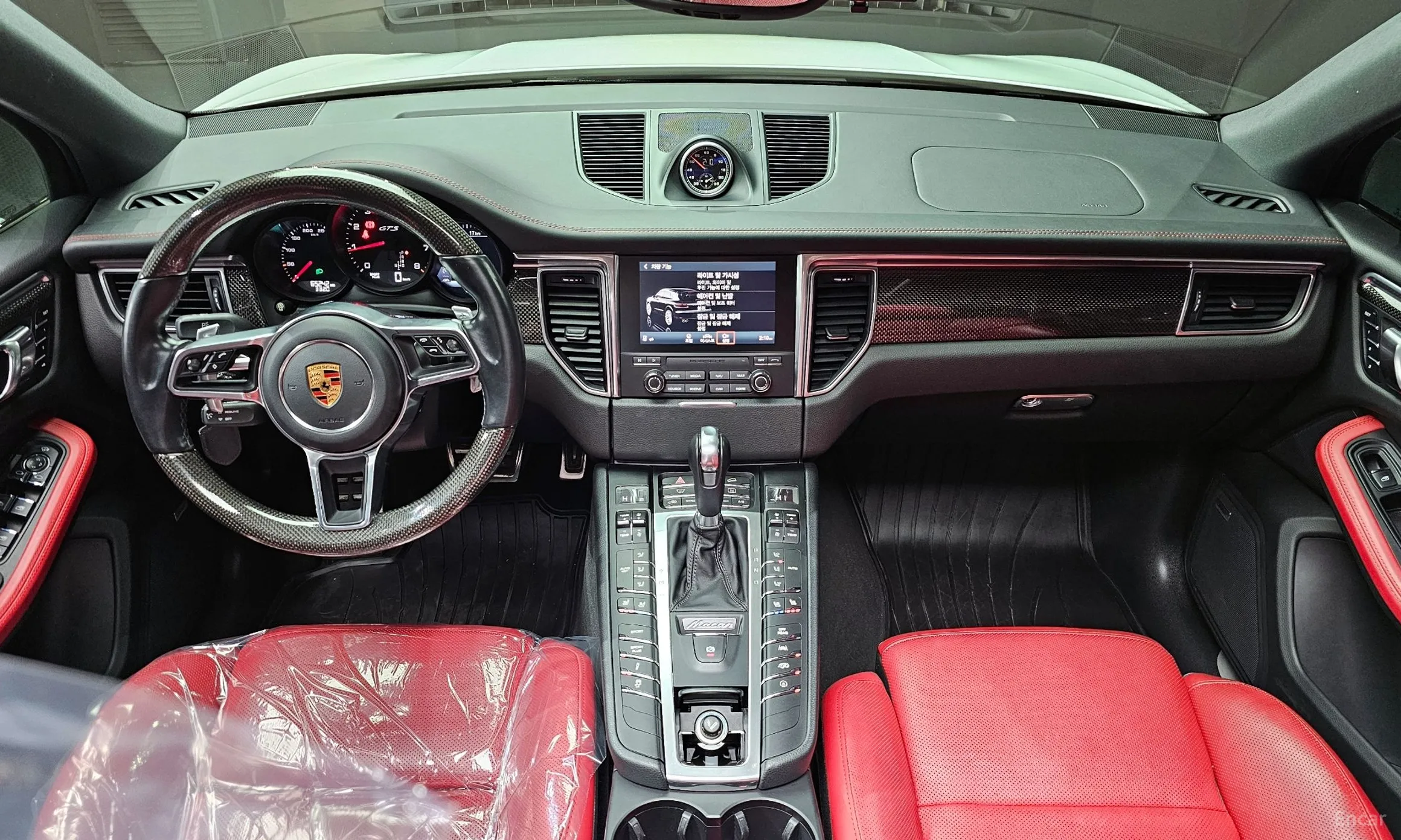 Porsche Macan превью 7