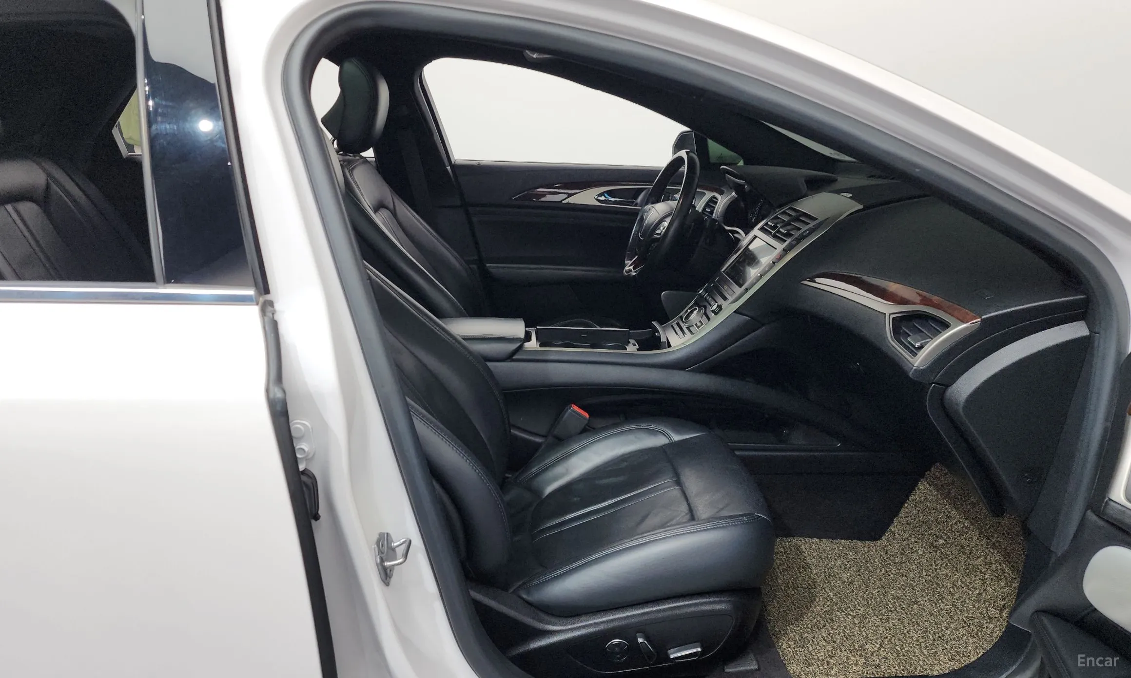 Lincoln New MKZ превью 11