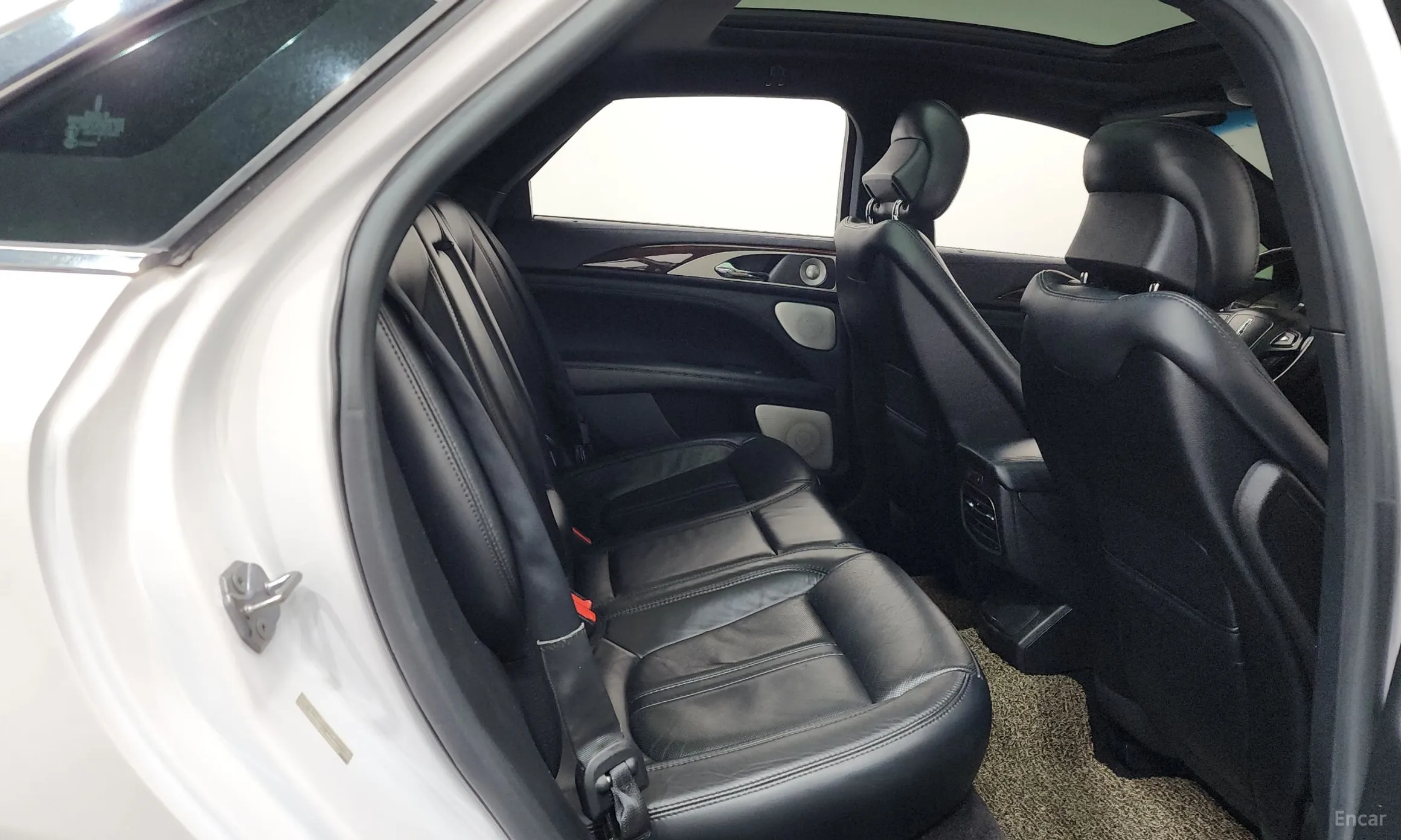 Lincoln New MKZ превью 12