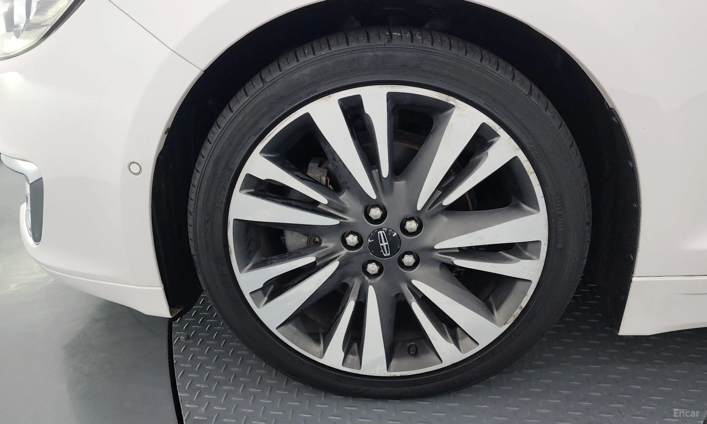 Lincoln New MKZ превью 5