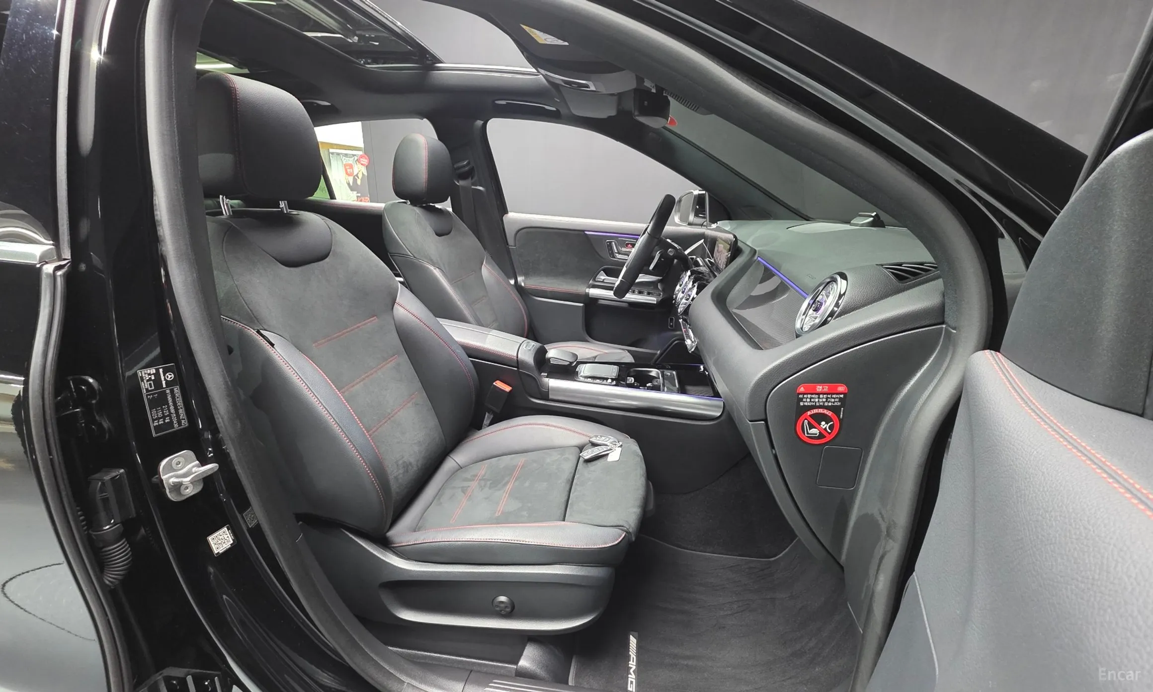 Mercedes Benz GLA-Class H247 превью 10