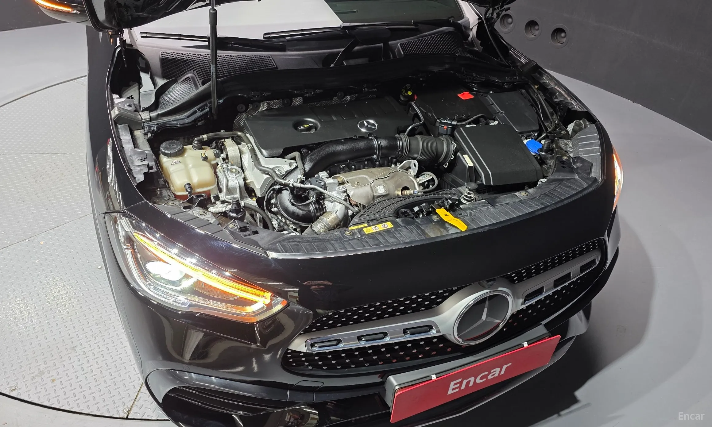 Mercedes Benz GLA-Class H247 превью 6