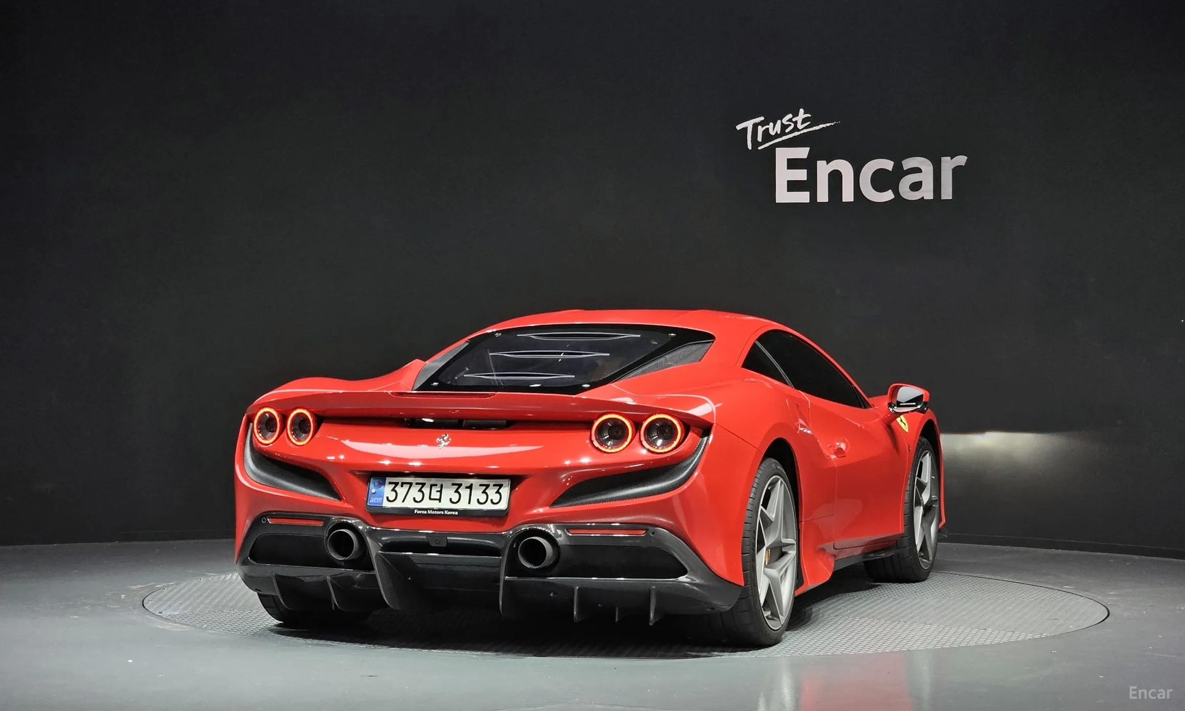 Ferrari F8 Tributo превью 4