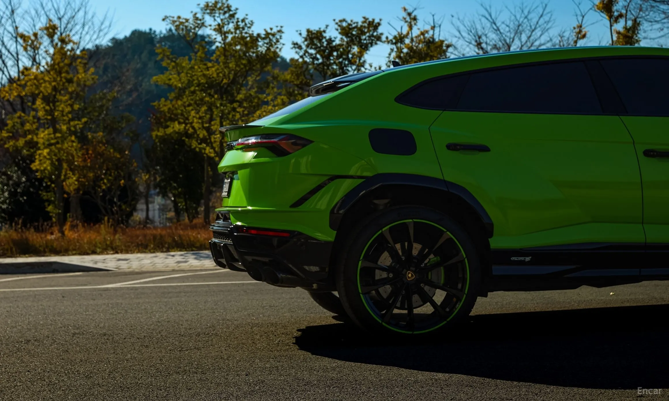 Lamborghini Urus превью 10