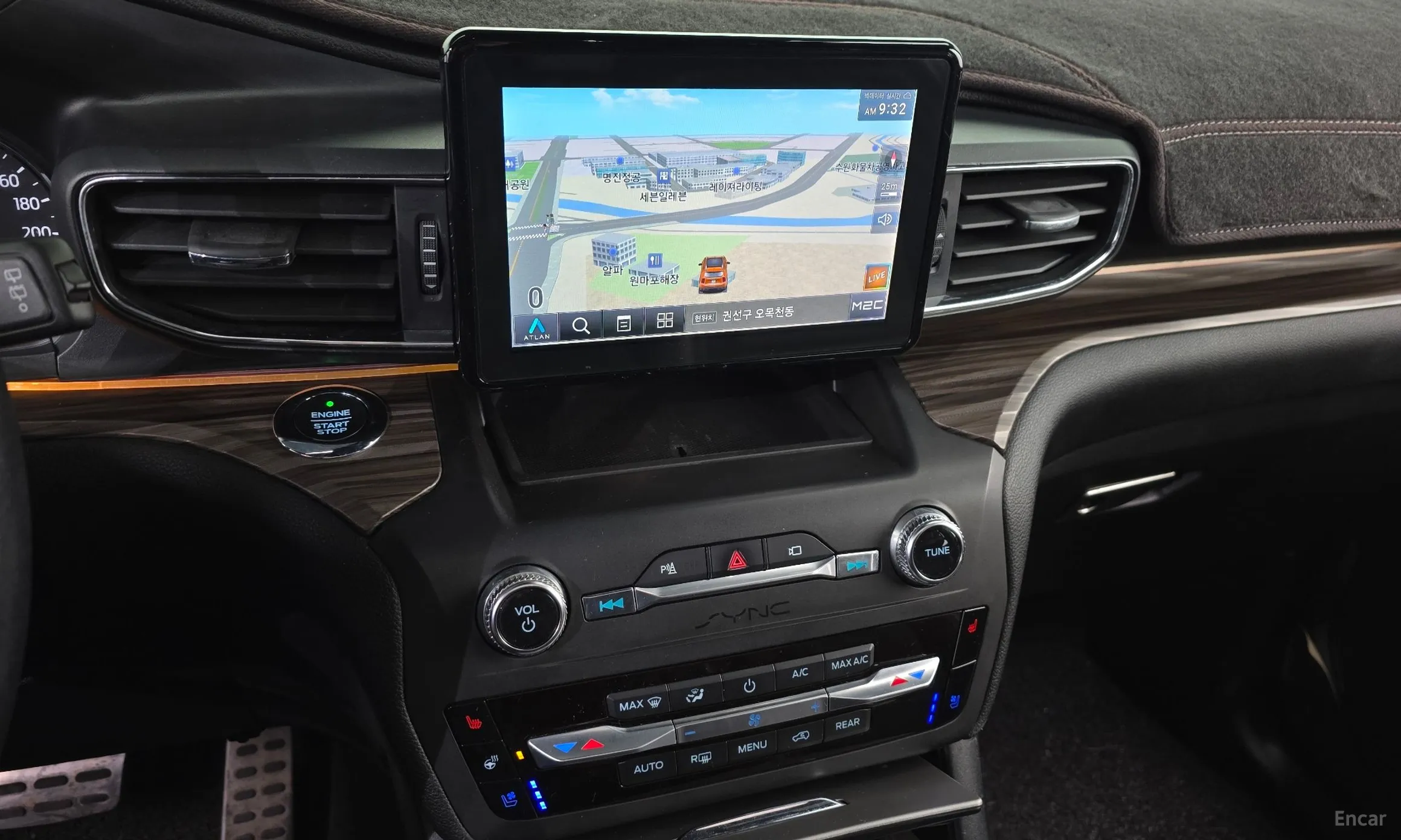 Ford Explorer 6th Generation превью 14