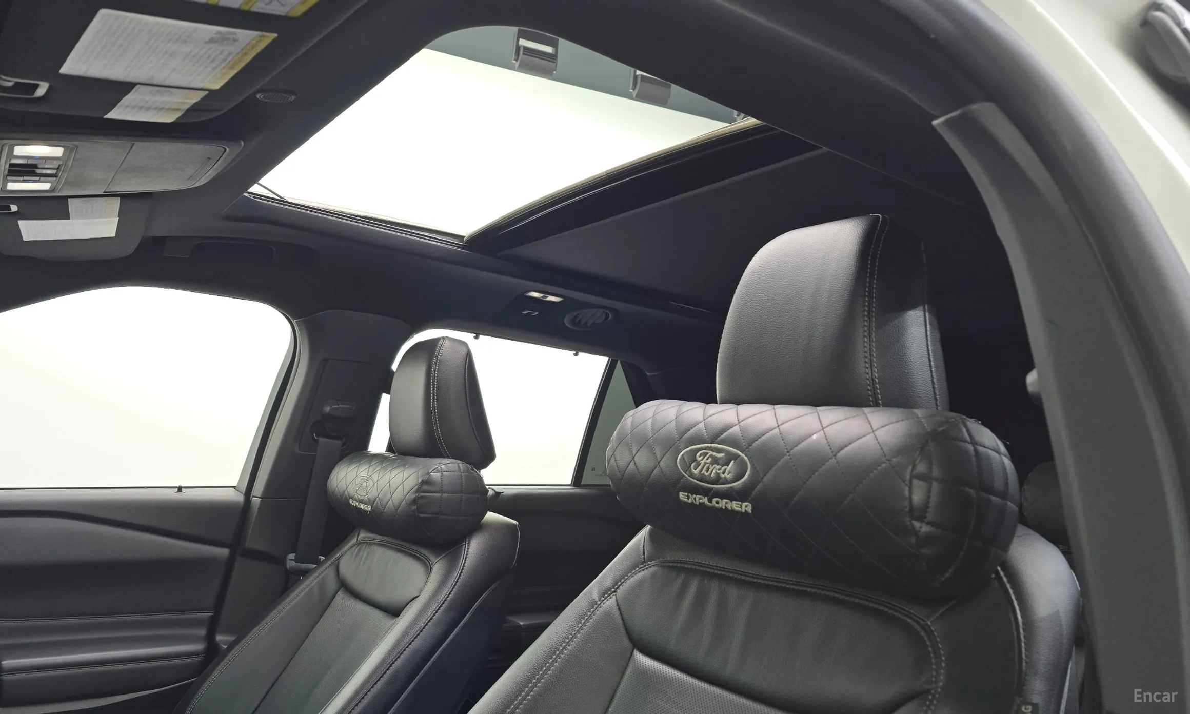Ford Explorer 6th Generation превью 19