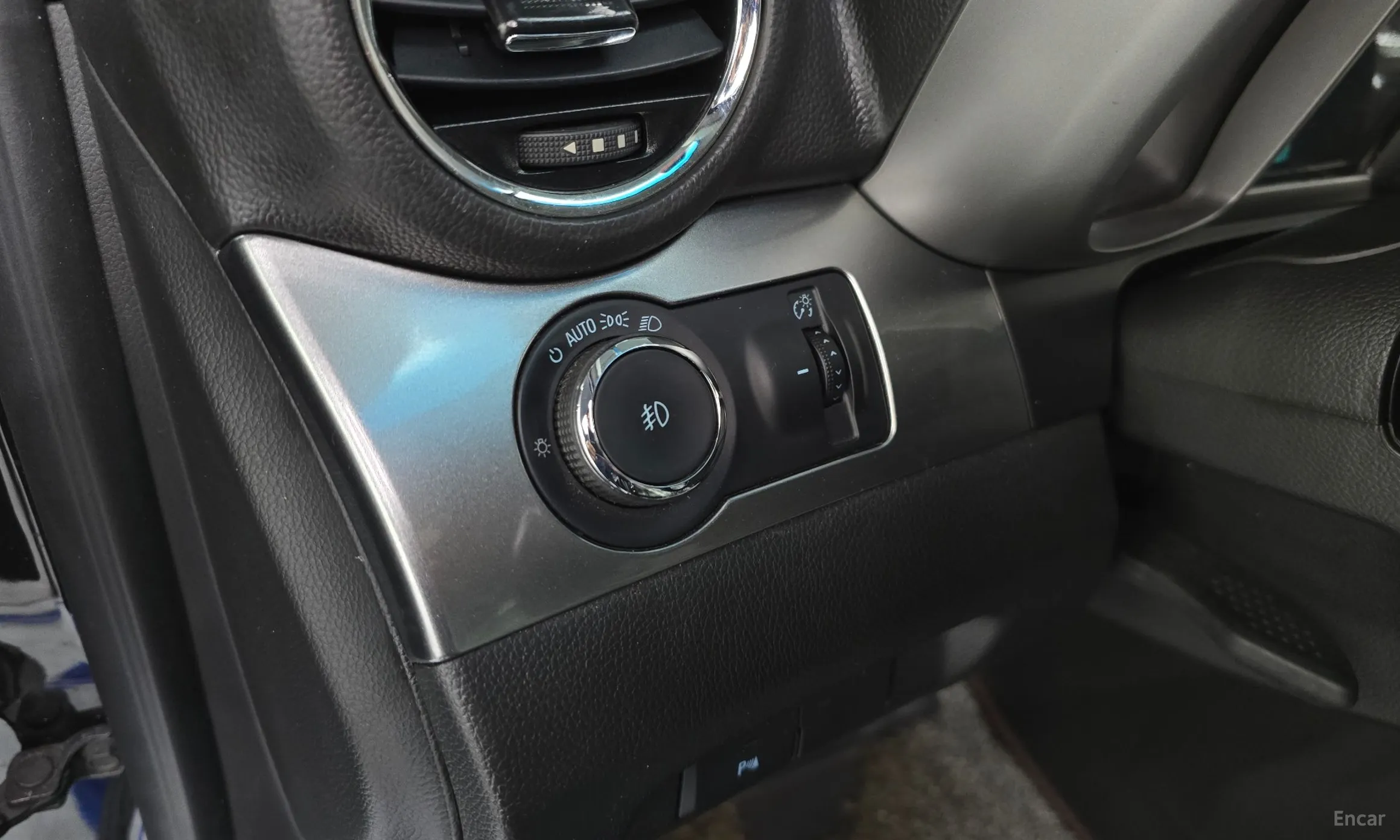 Chevrolet (GM Daewoo) Orlando превью 17