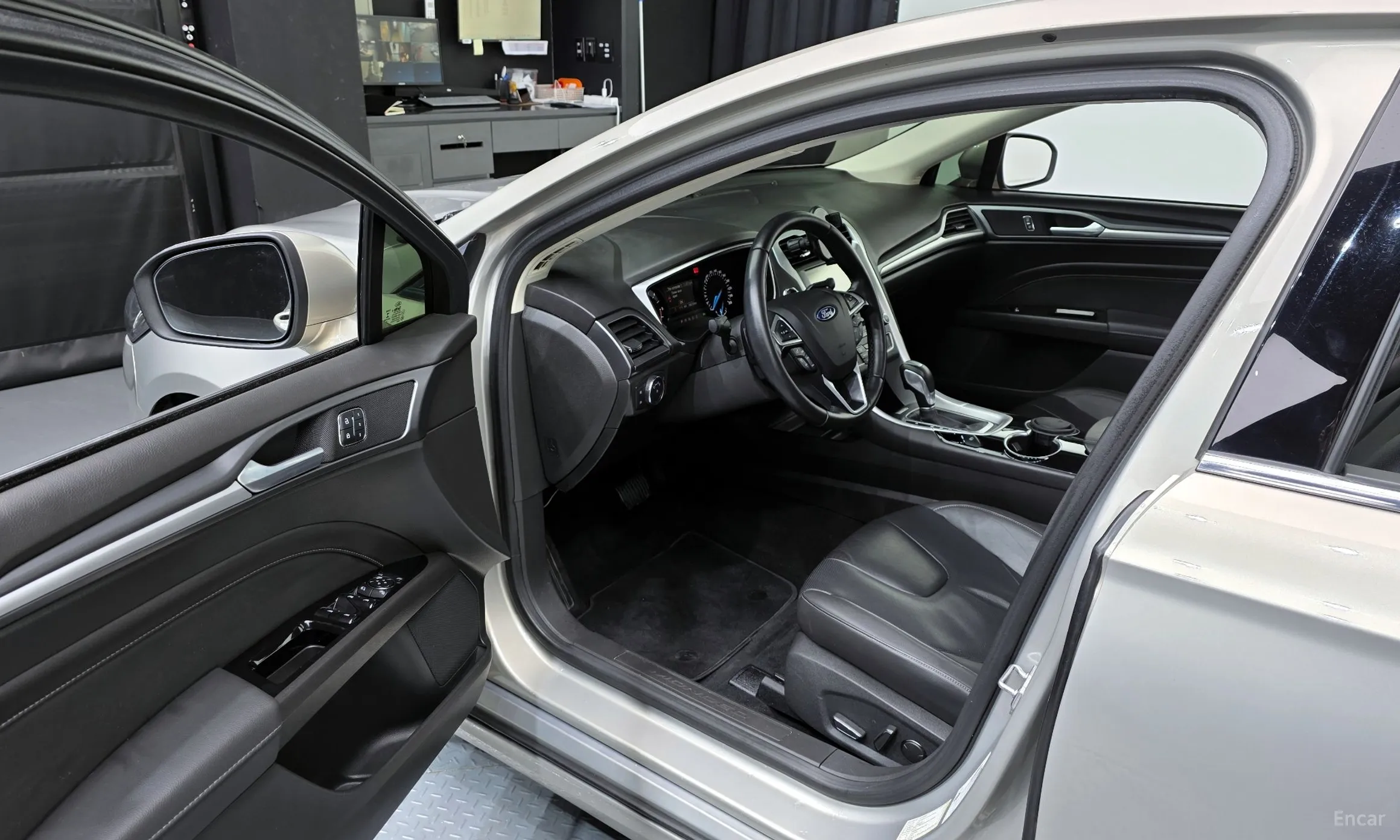 Ford Mondeo 4th Generation превью 10