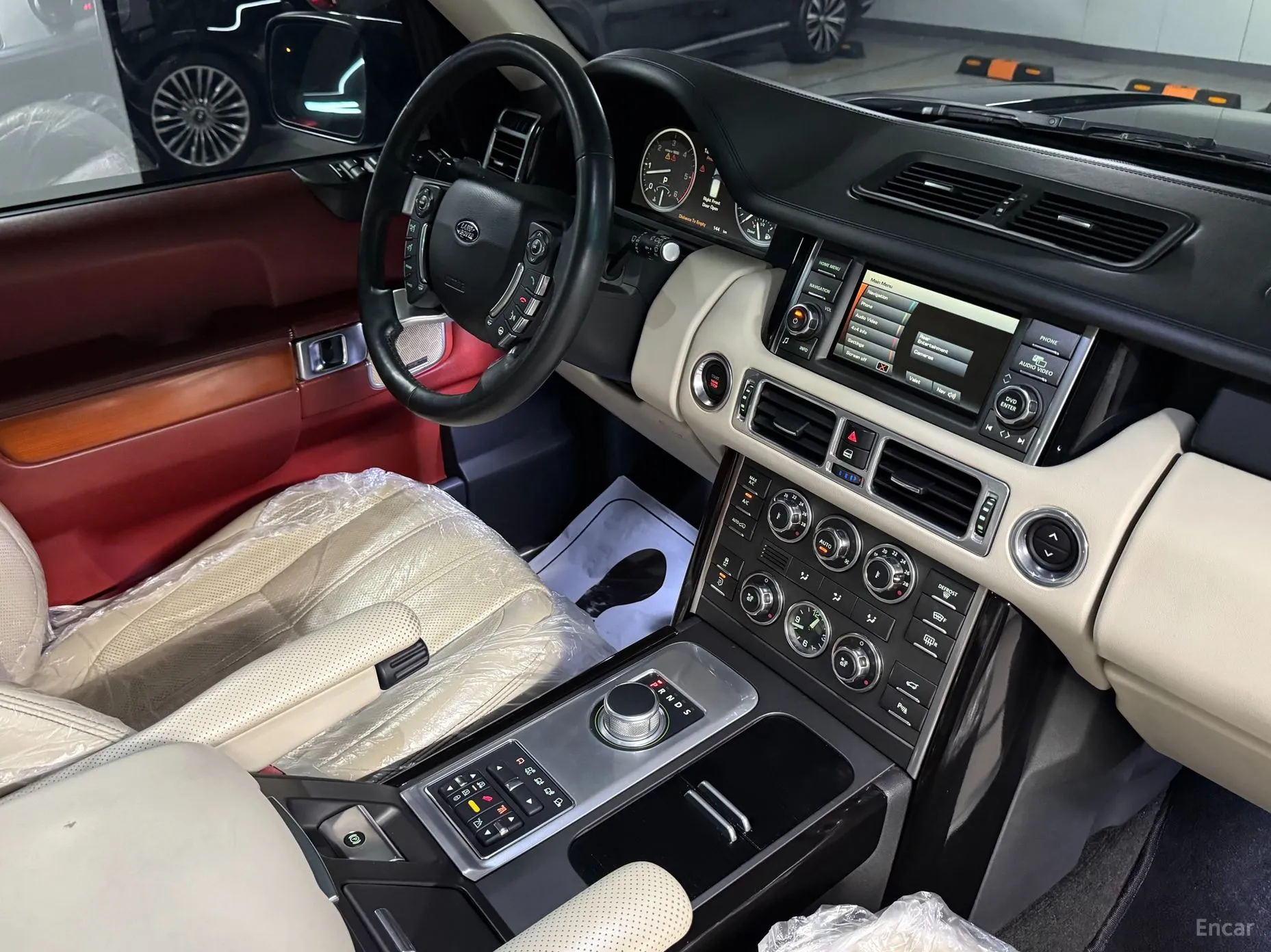 Land Rover Range Rover превью 14